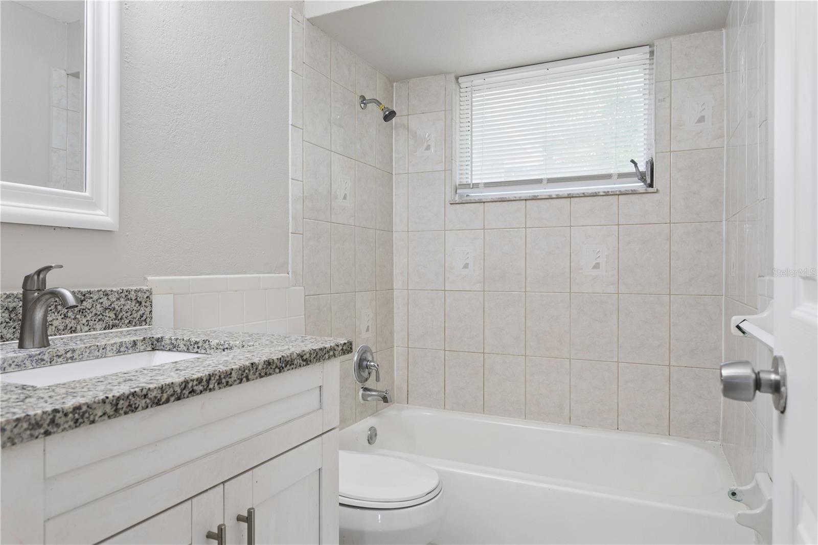3337 CLYDESDALE DR — photo 11