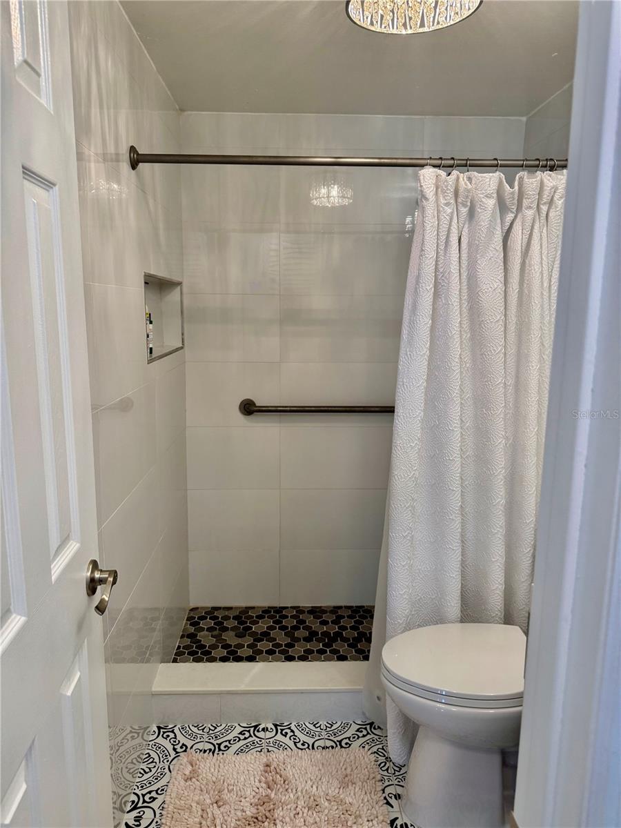 5408 EUREKA SPRINGS RD — photo 27