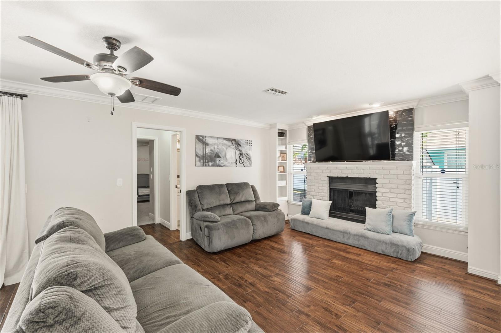 4712 SIMCOE ST — photo 11