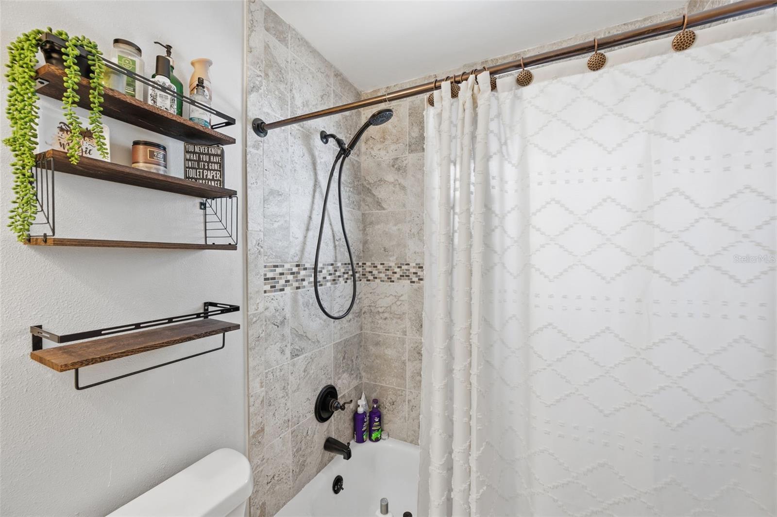 4712 SIMCOE ST — photo 34
