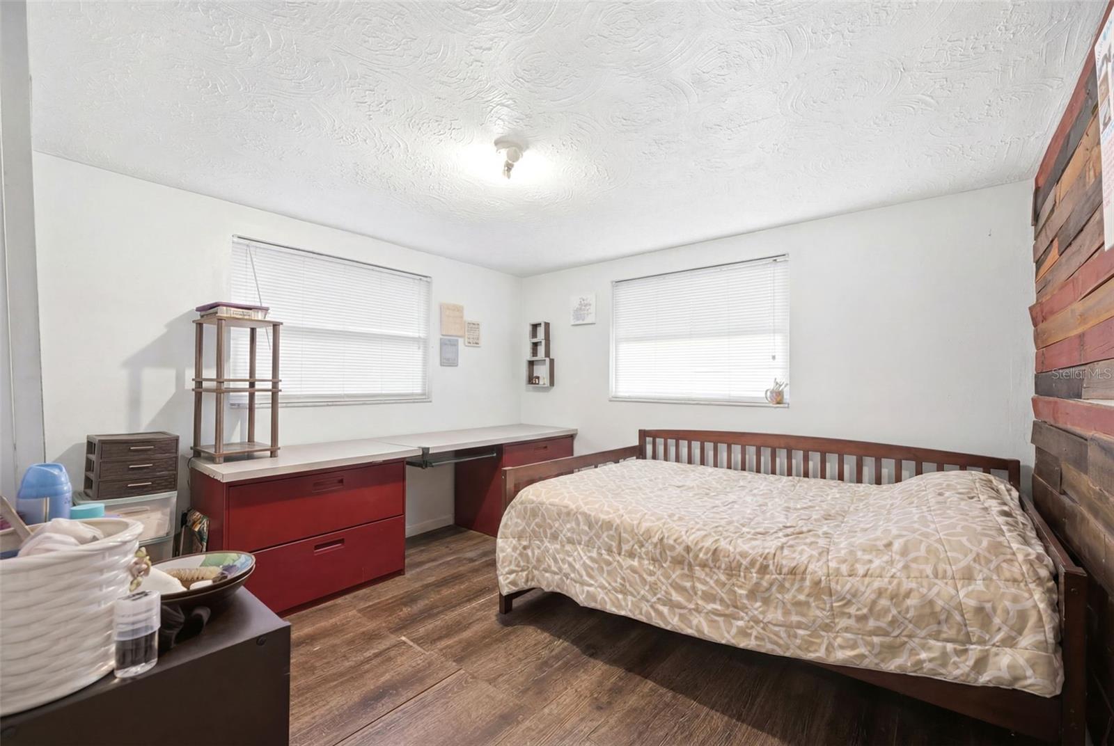 5633 ANDREA DR — photo 40