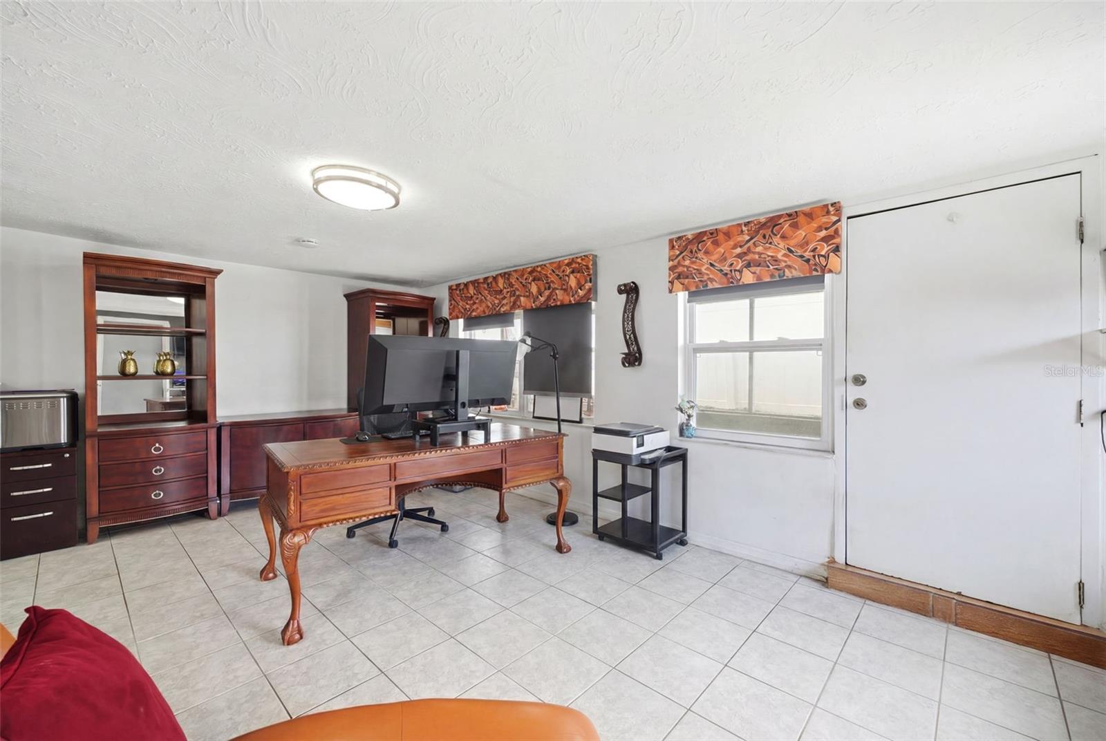 5633 ANDREA DR — photo 27