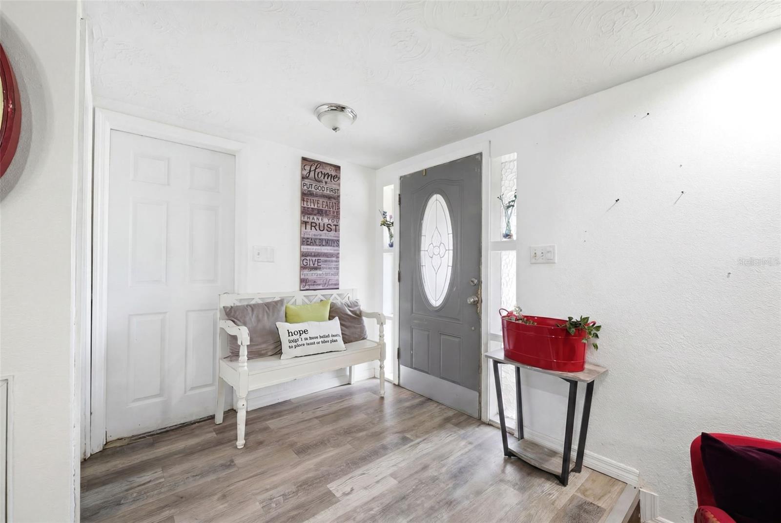 5633 ANDREA DR — photo 5