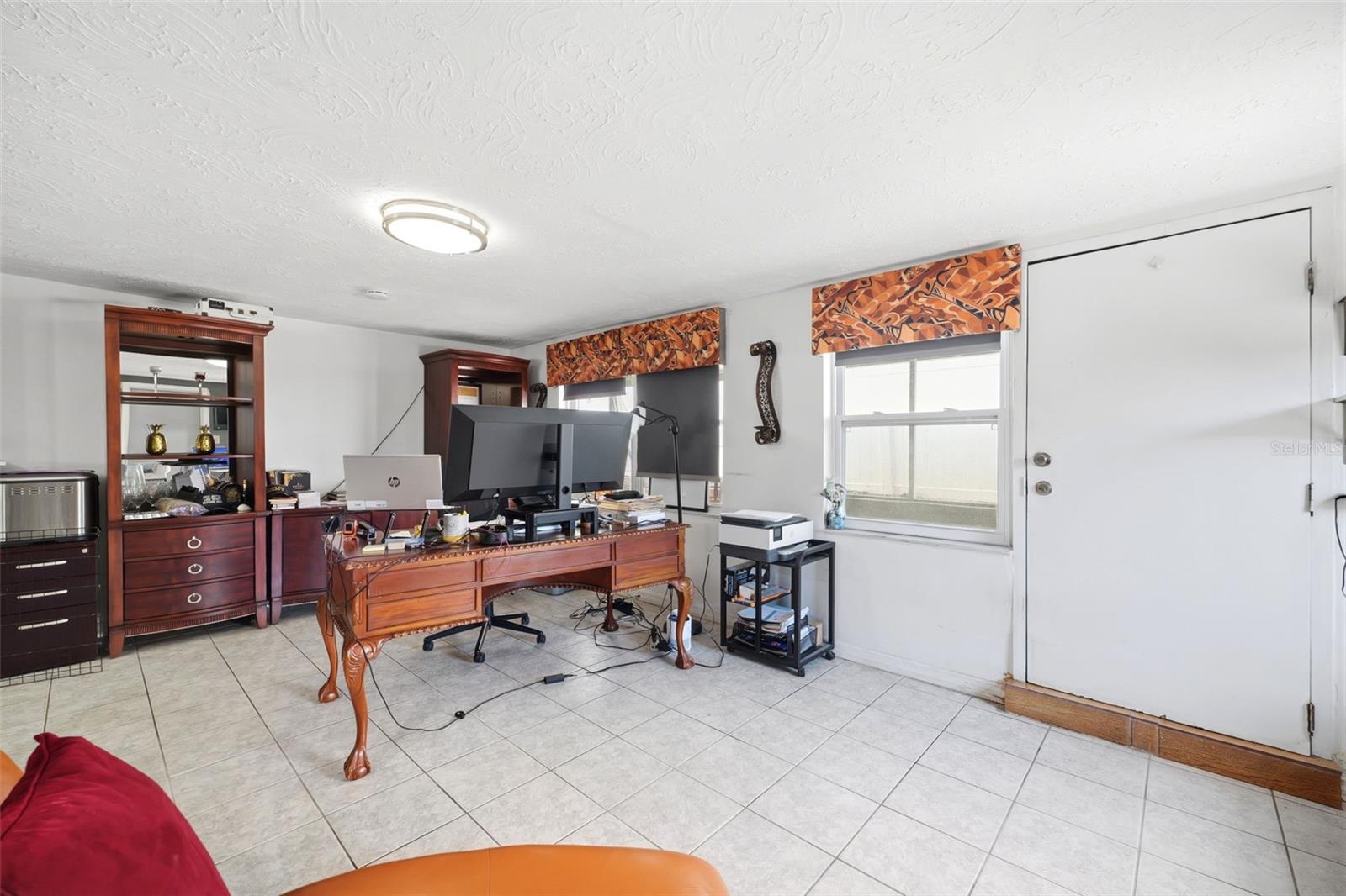 5633 ANDREA DR — photo 28