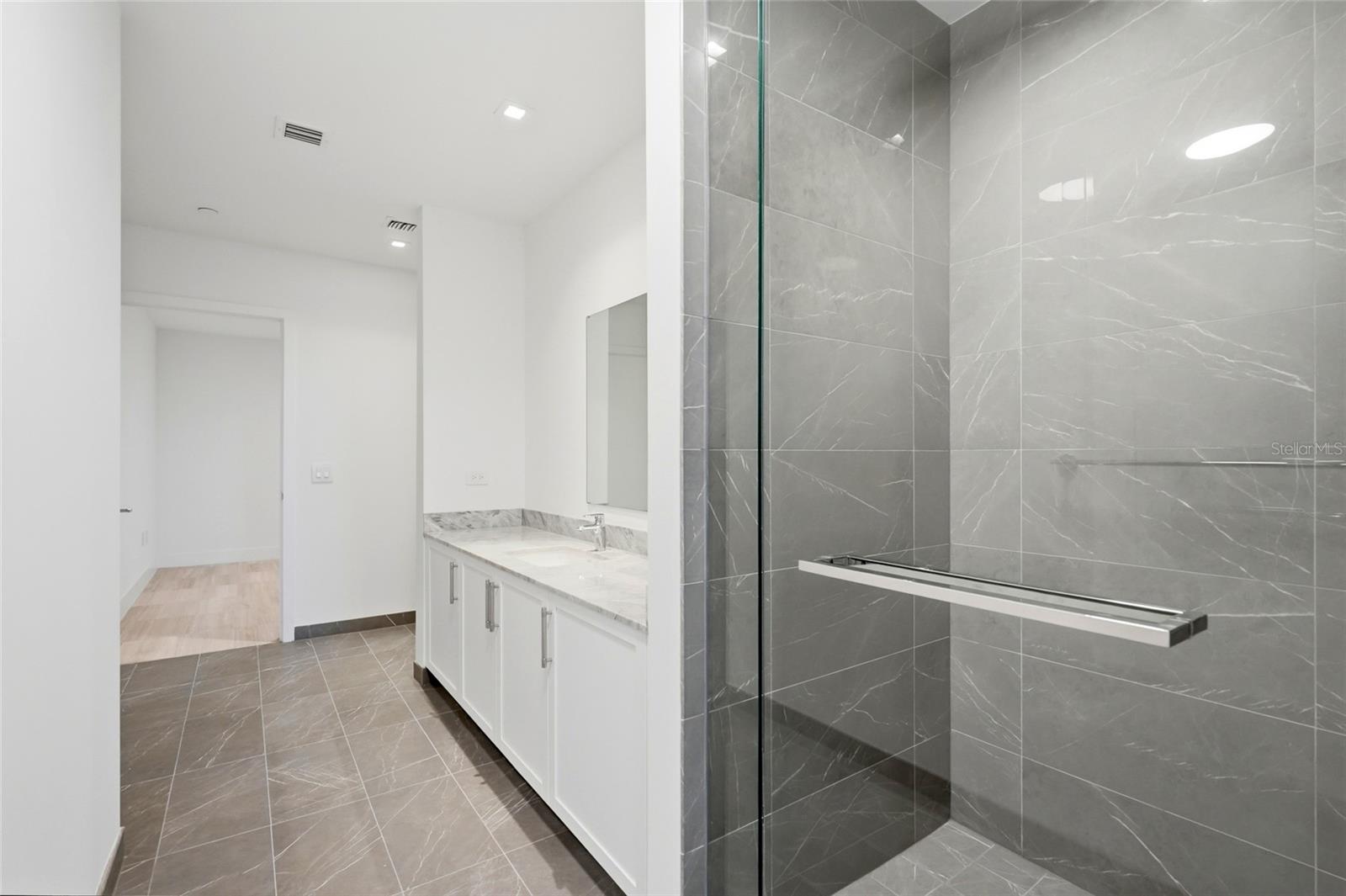 3015 S YSABELLA AVE #603 — photo 27