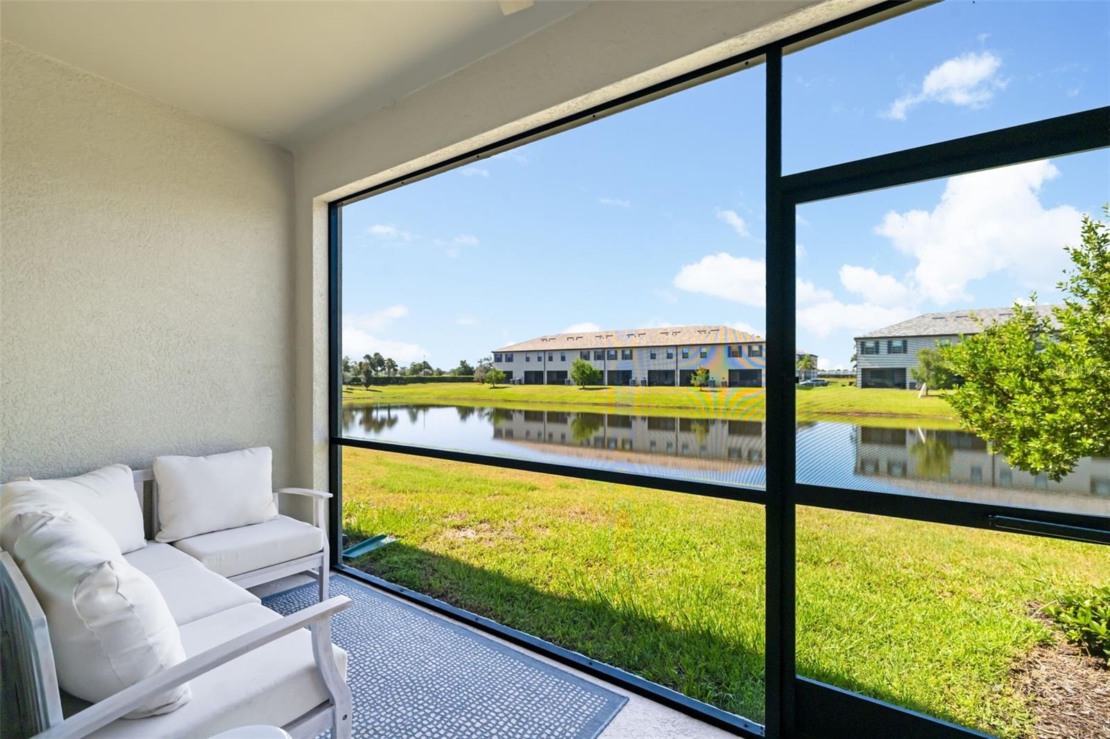 15210 SUNNY DAY DR — photo 4