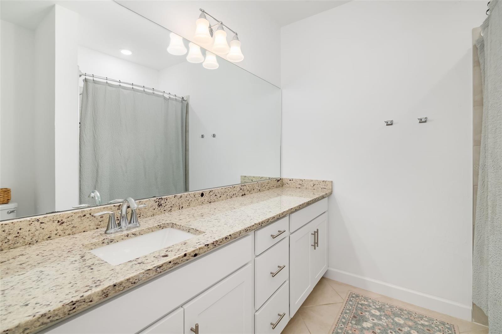 15210 SUNNY DAY DR — photo 20