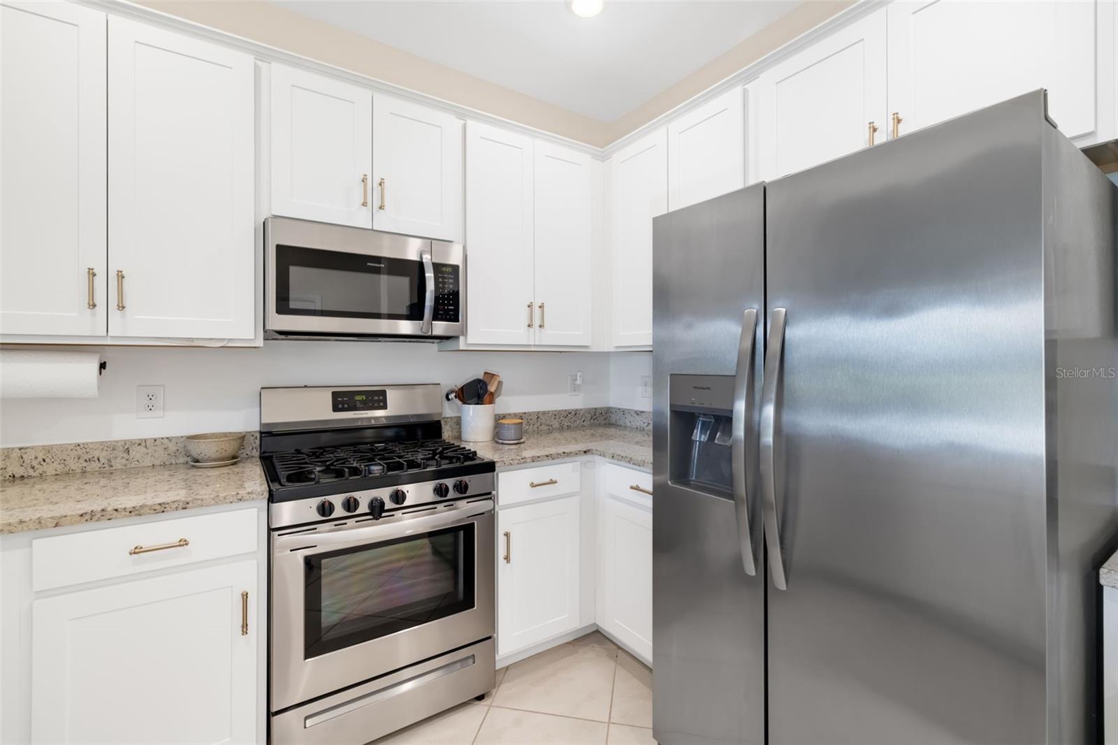 15210 SUNNY DAY DR — photo 8