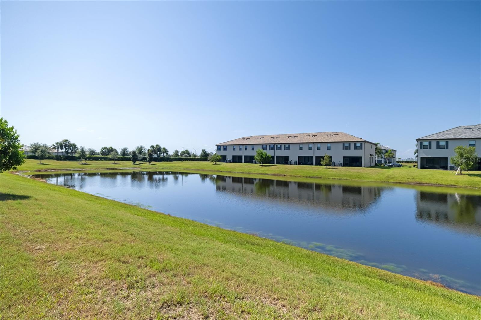 15210 SUNNY DAY DR — photo 25