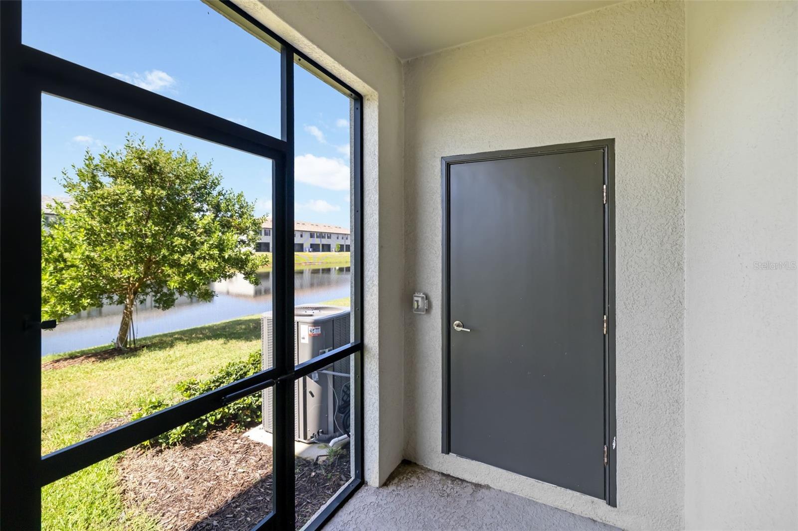 15210 SUNNY DAY DR — photo 23