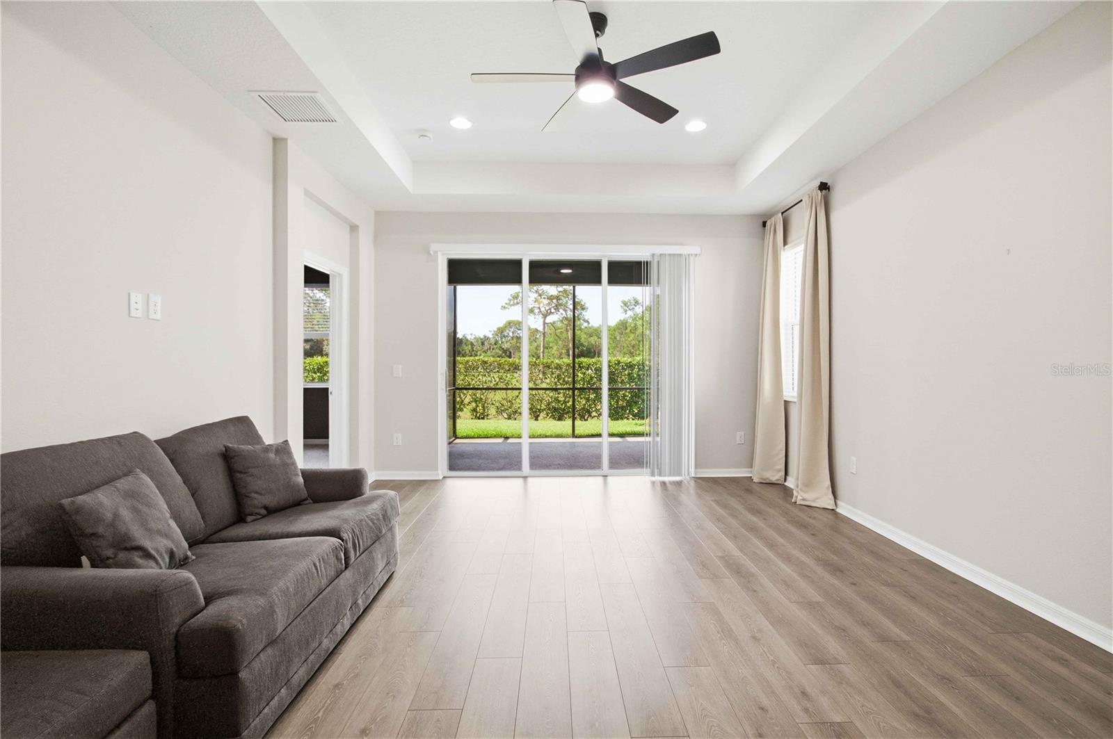 5918 FIORE DR — photo 12