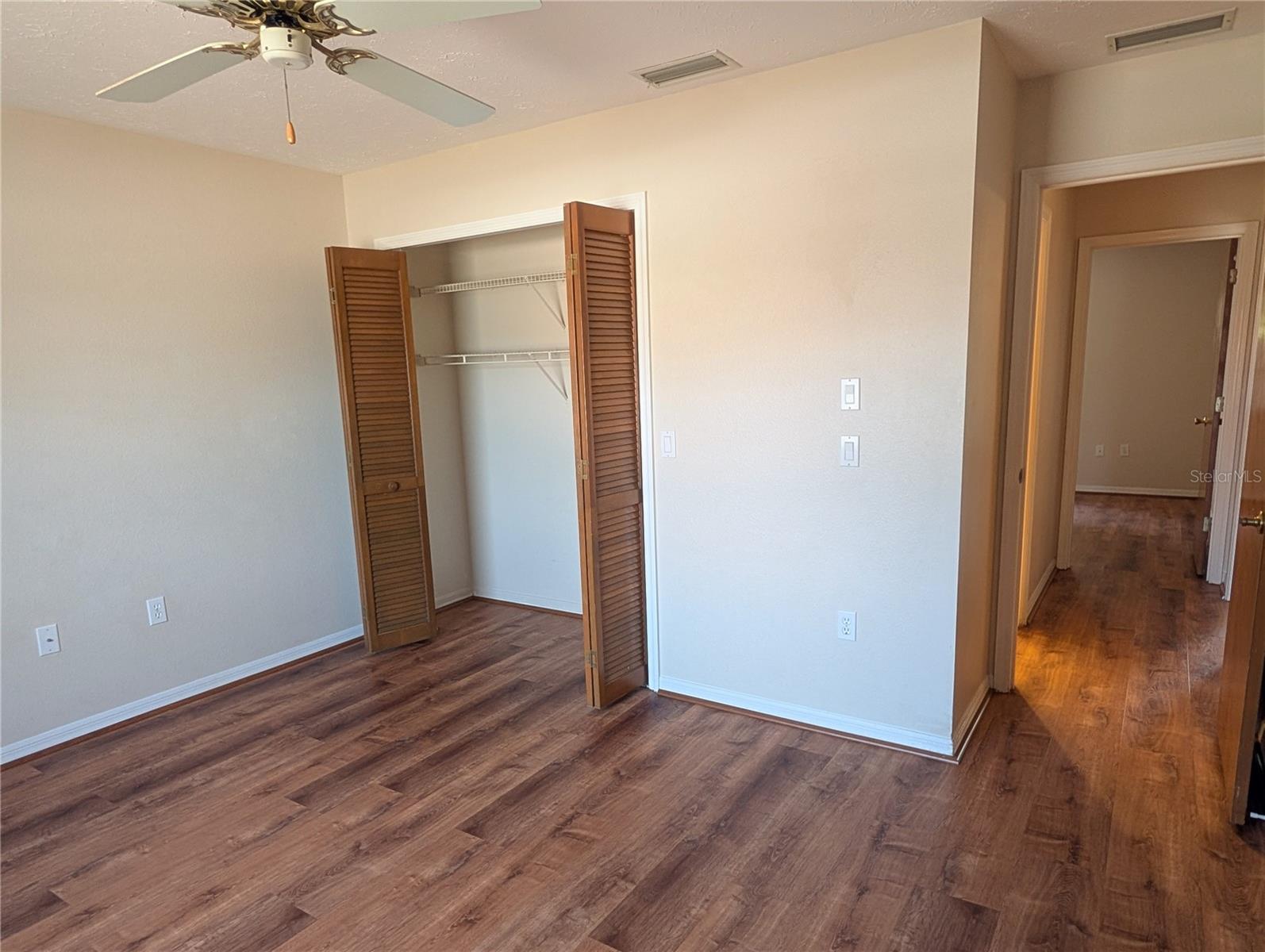88 TEMPLE RD — photo 25