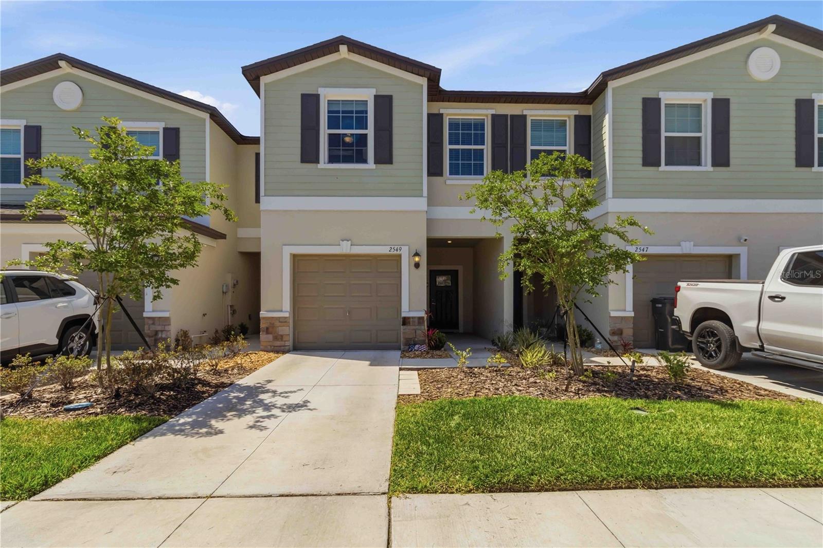 2549 SUNRAY VENUS WAY — photo 2