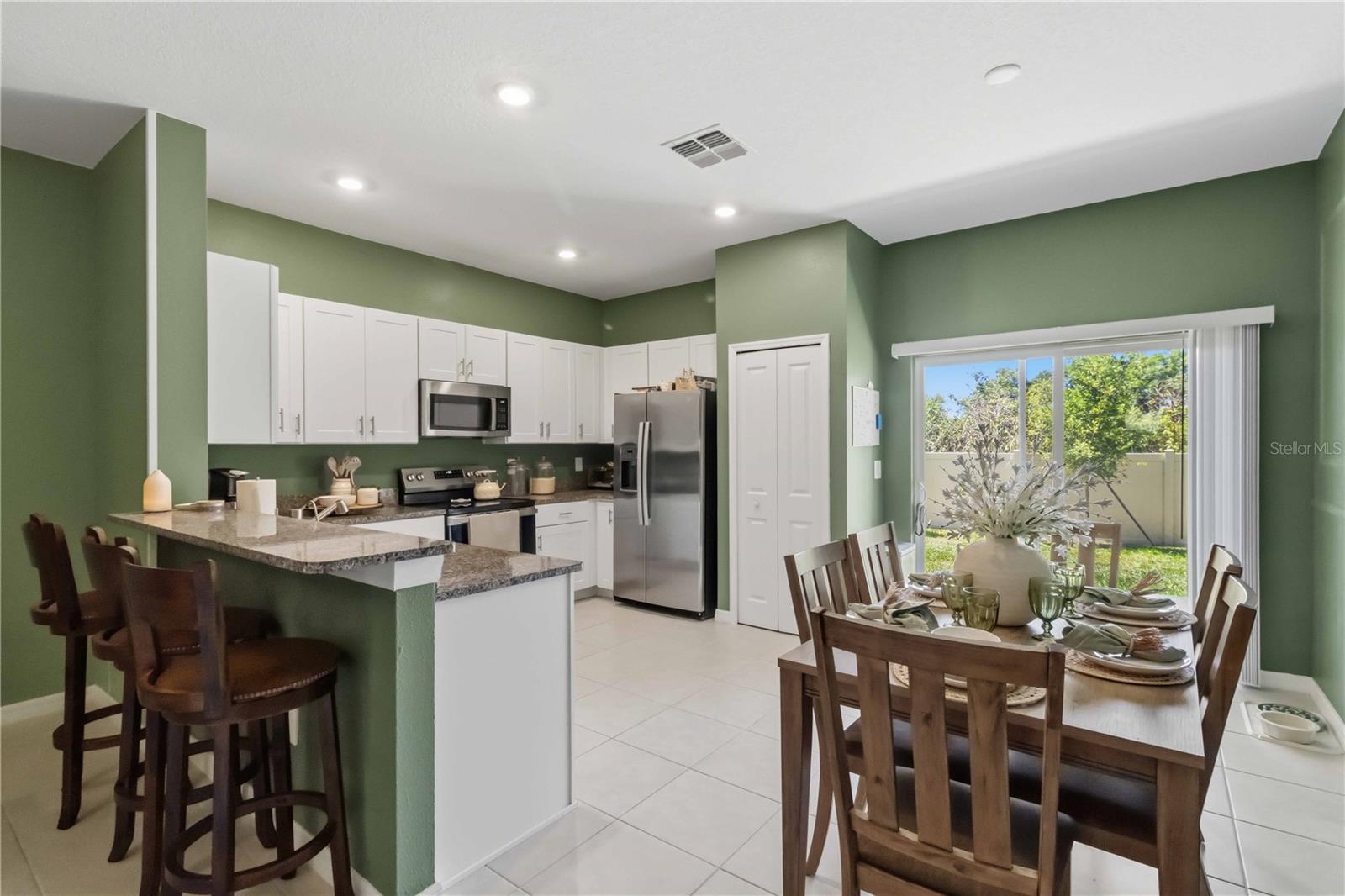 2549 SUNRAY VENUS WAY — photo 9