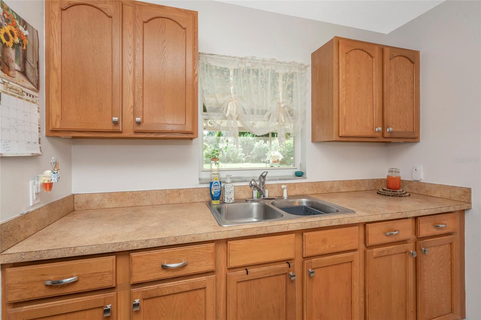 12212 FLORAL LN — photo 9