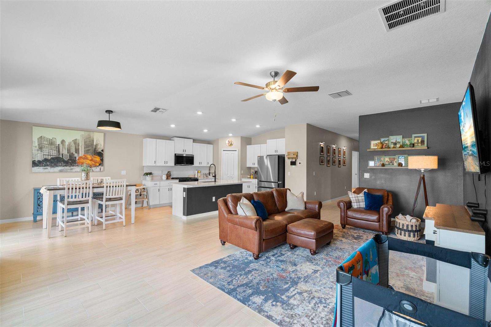 13608 SUNSET SAPPHIRE CT — photo 9