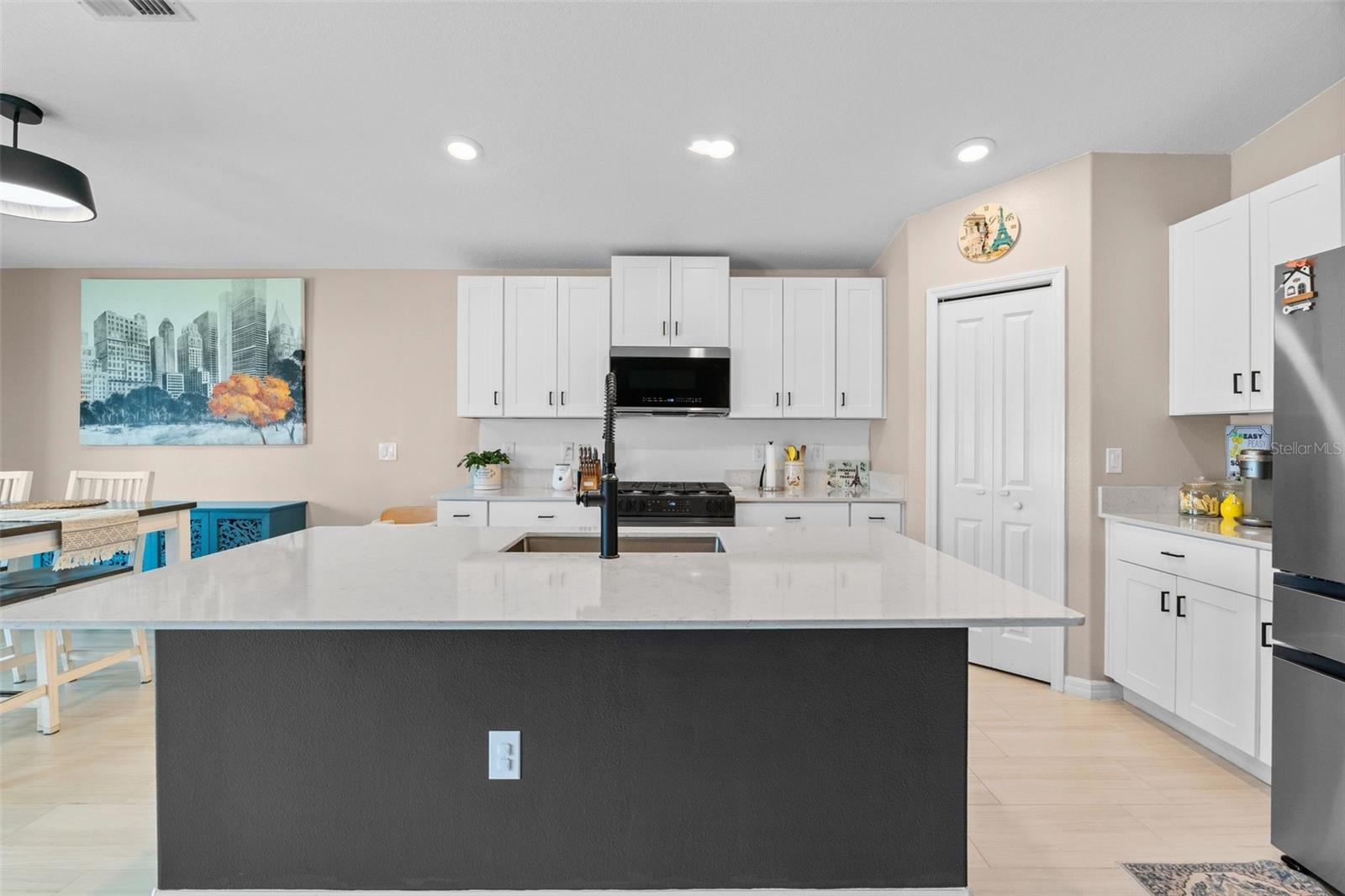 13608 SUNSET SAPPHIRE CT — photo 13