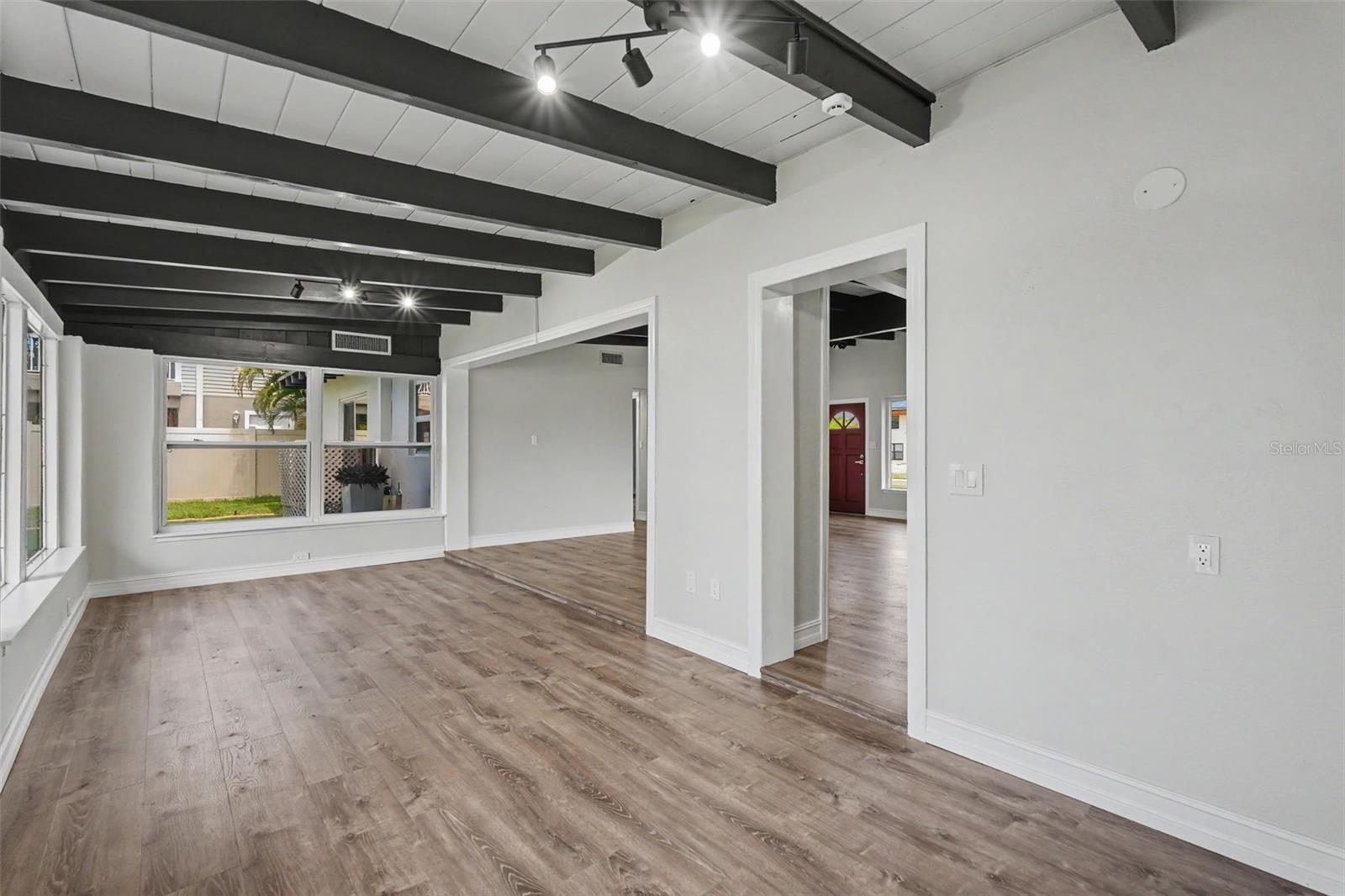 63 PALM BLVD — photo 13