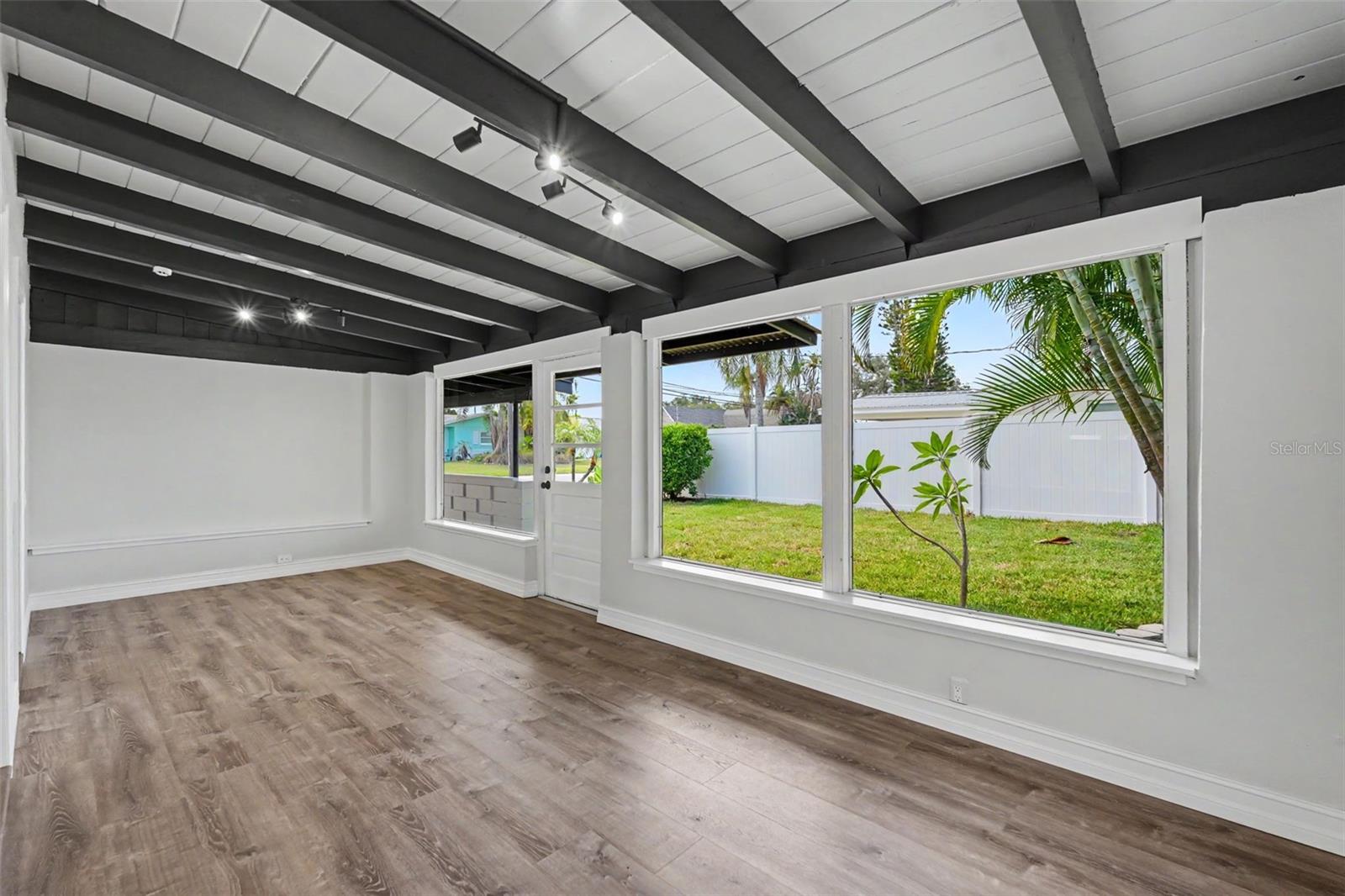 63 PALM BLVD — photo 15