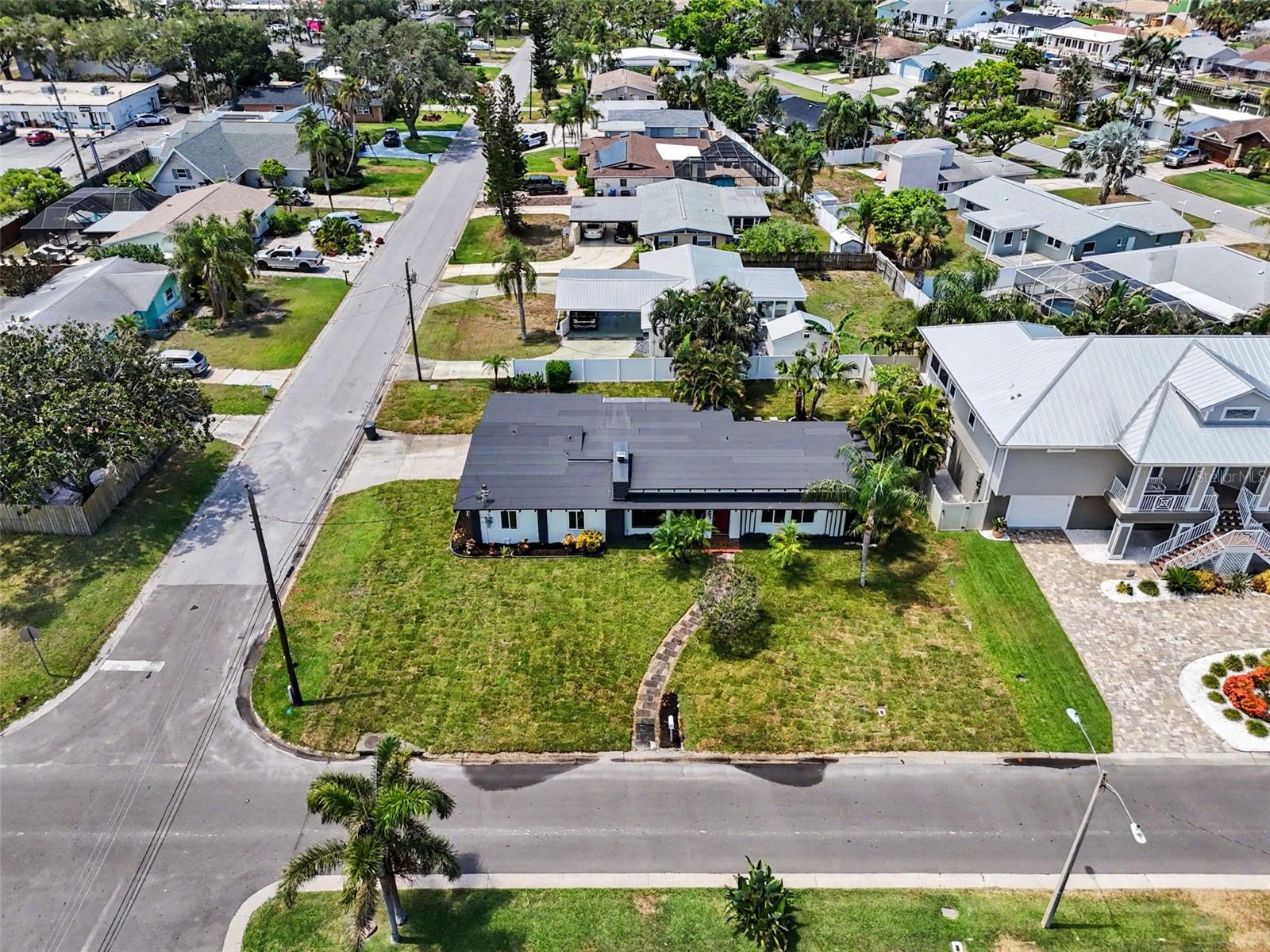 63 PALM BLVD — photo 51