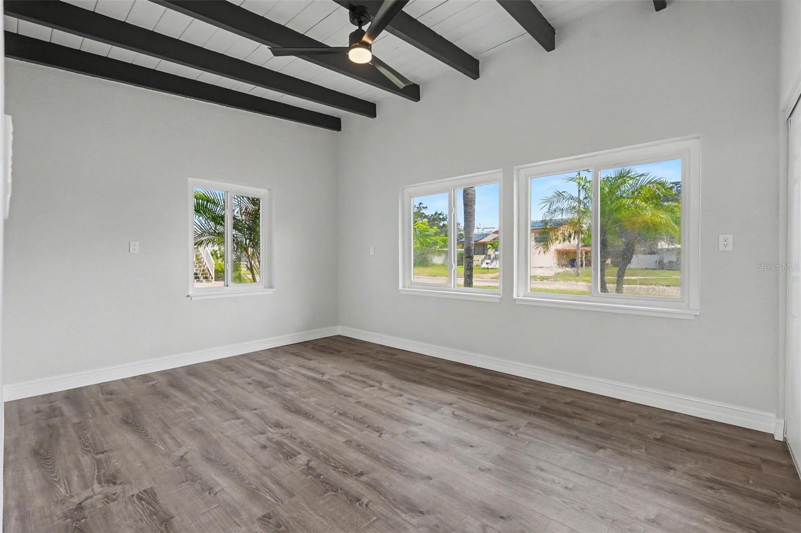 63 PALM BLVD — photo 32