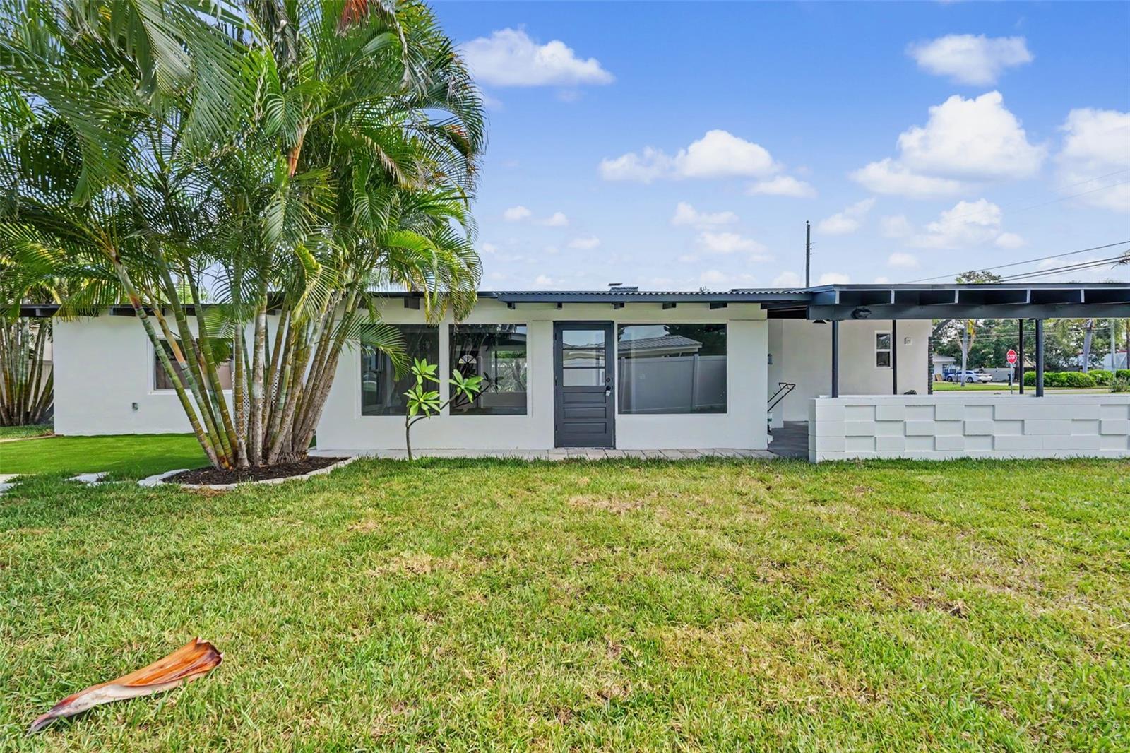 63 PALM BLVD — photo 54