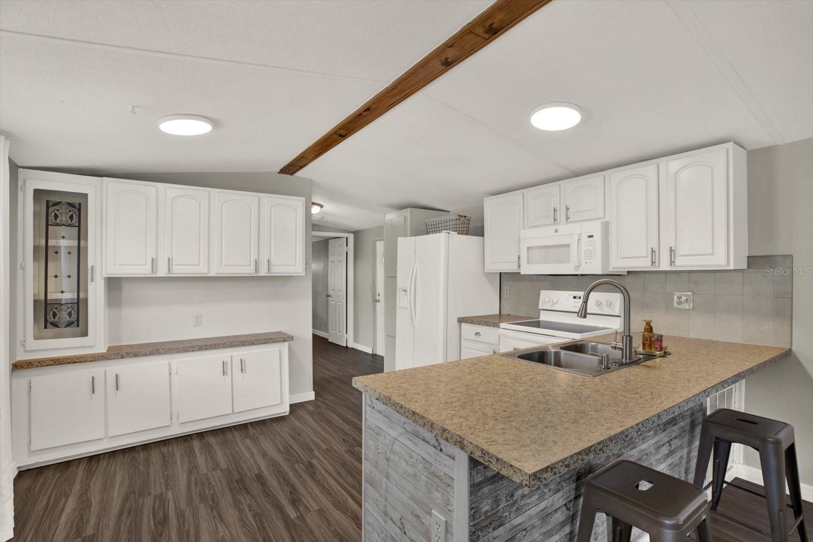 34421 COUNTRYSIDE DR — photo 8