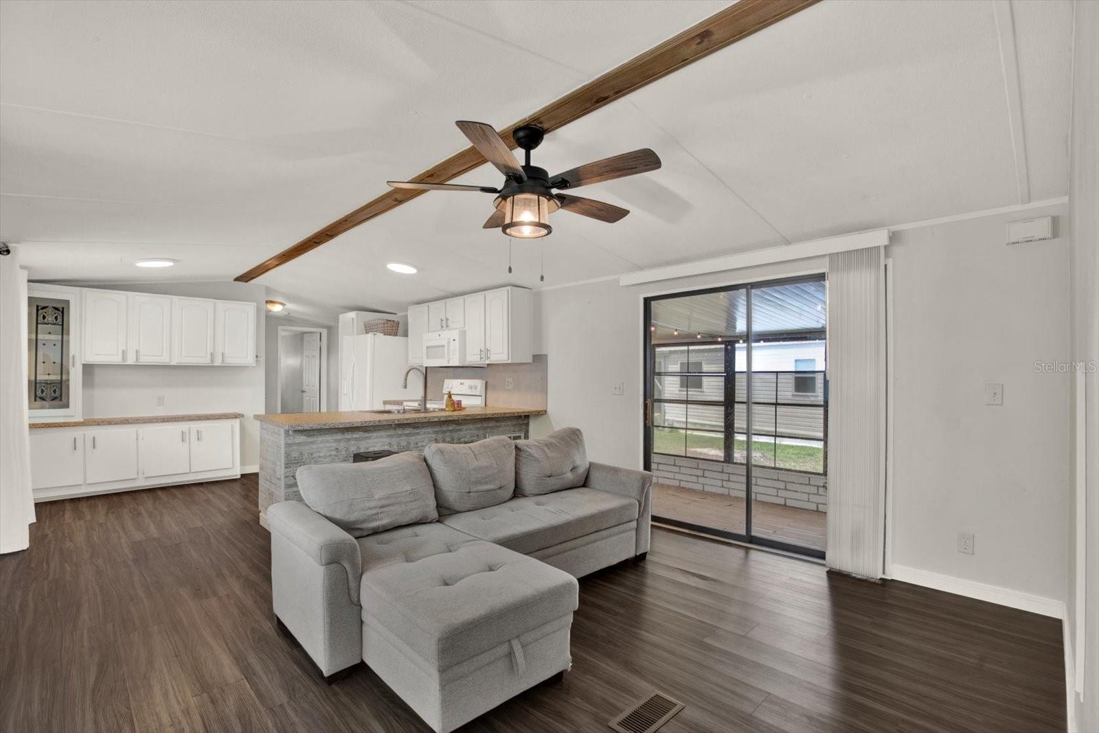 34421 COUNTRYSIDE DR — photo 4