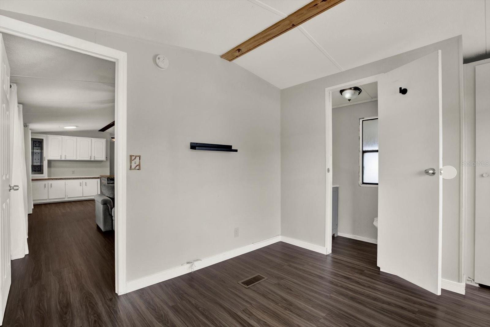 34421 COUNTRYSIDE DR — photo 14