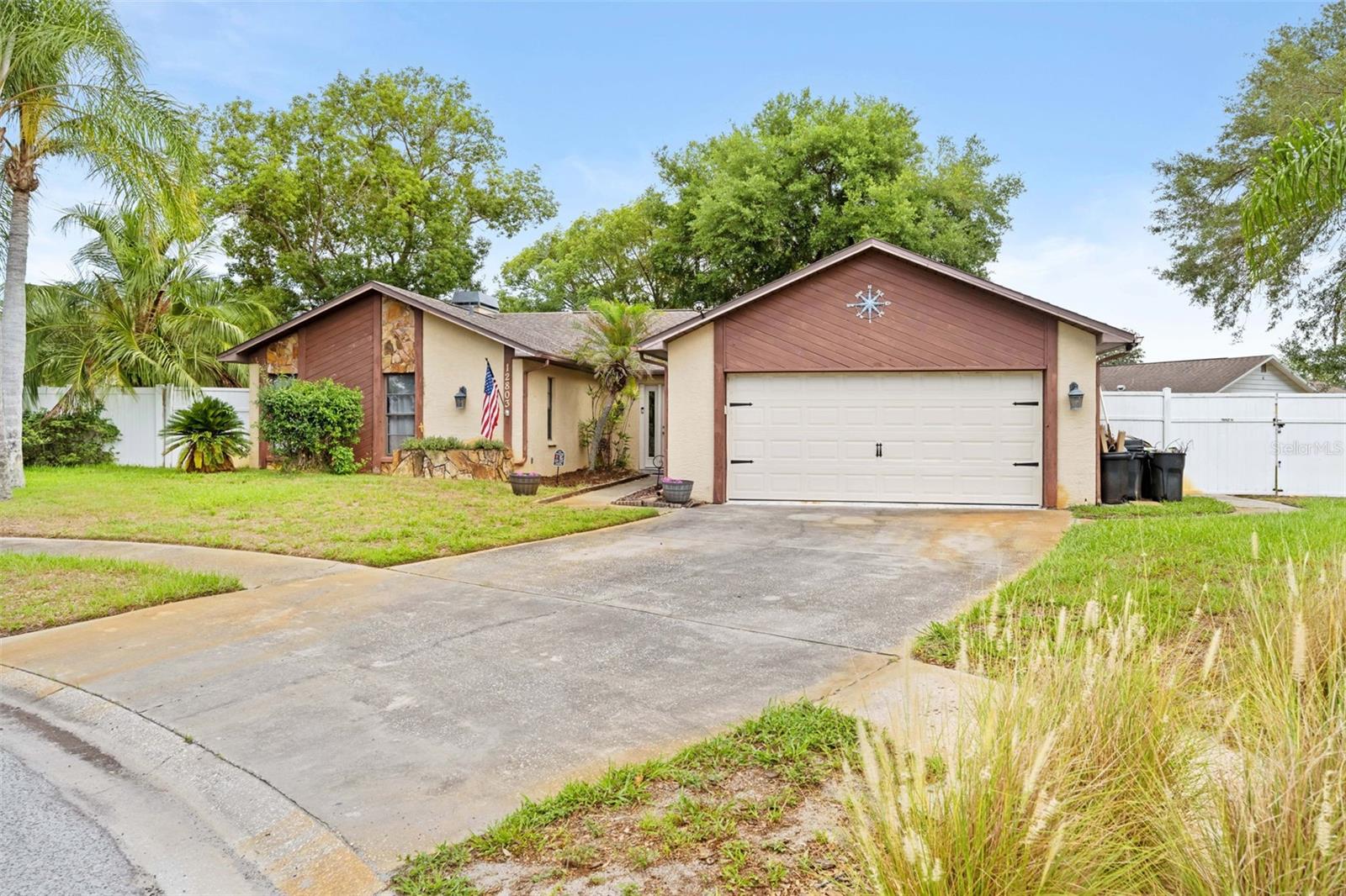 12803 RED MAPLE CT — photo 3