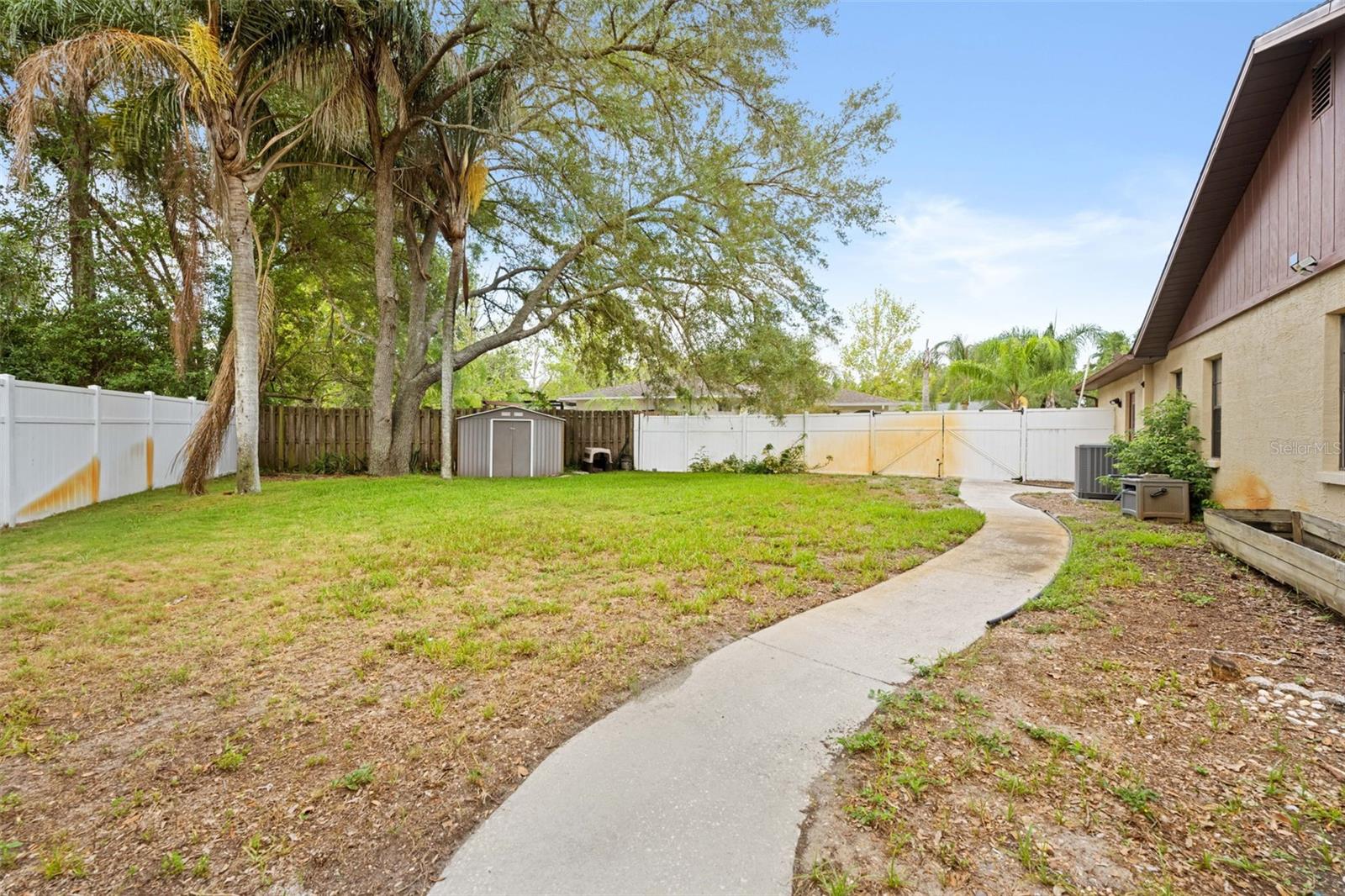 12803 RED MAPLE CT — photo 10