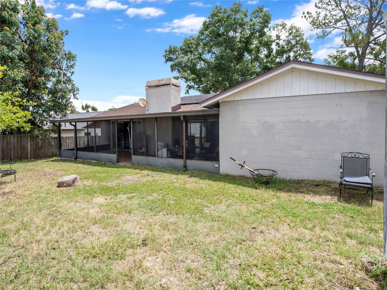 1702 SOUTHWIND DR — photo 49