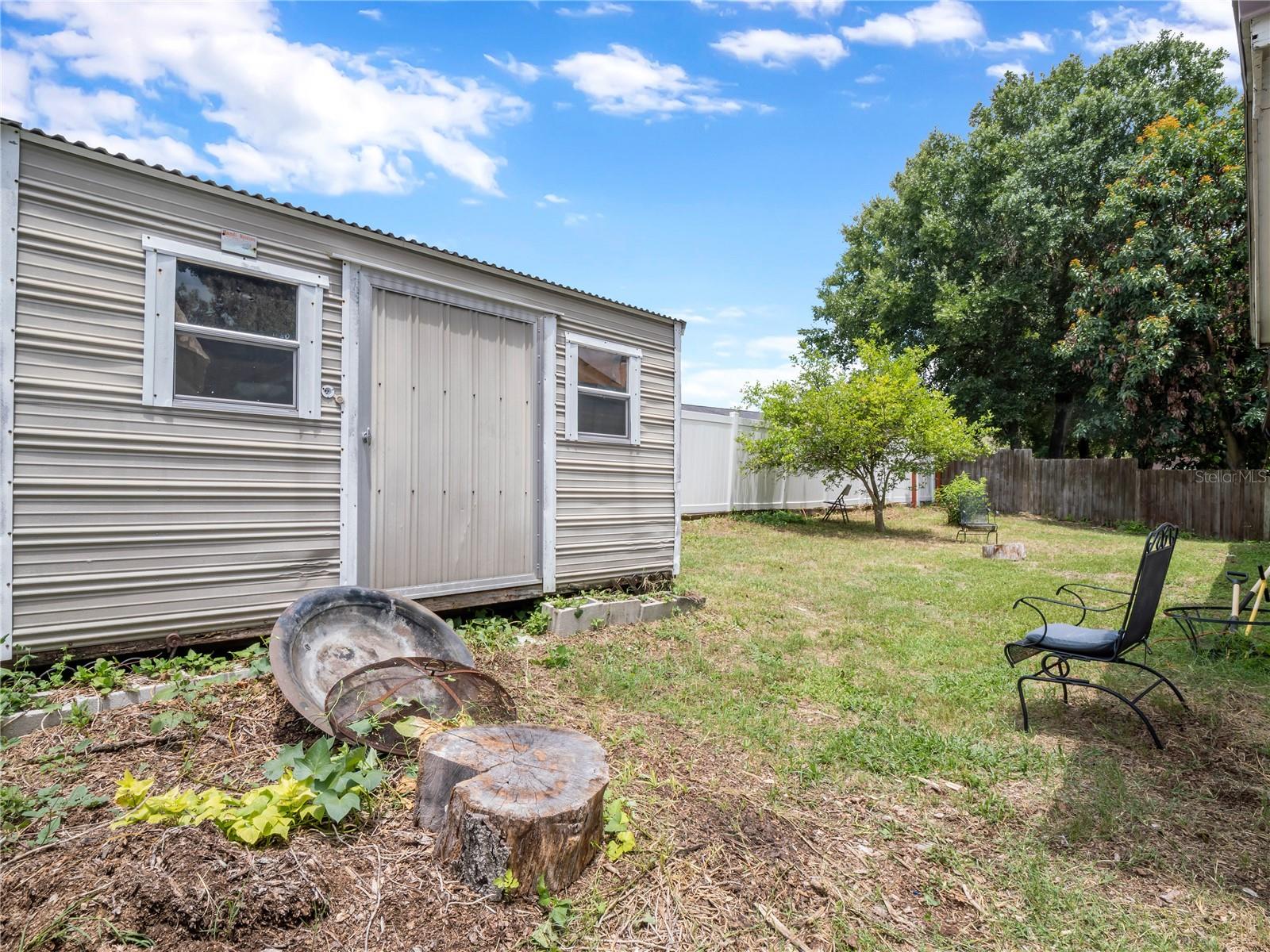 1702 SOUTHWIND DR — photo 48