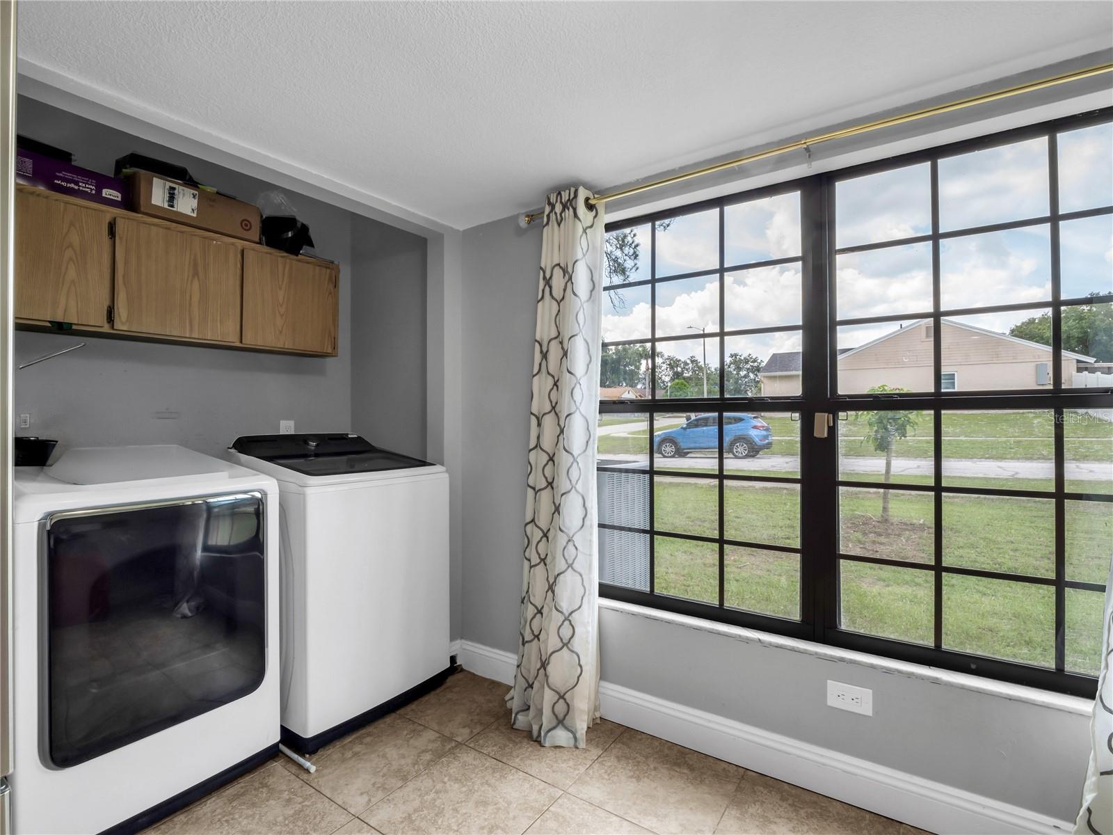 1702 SOUTHWIND DR — photo 35