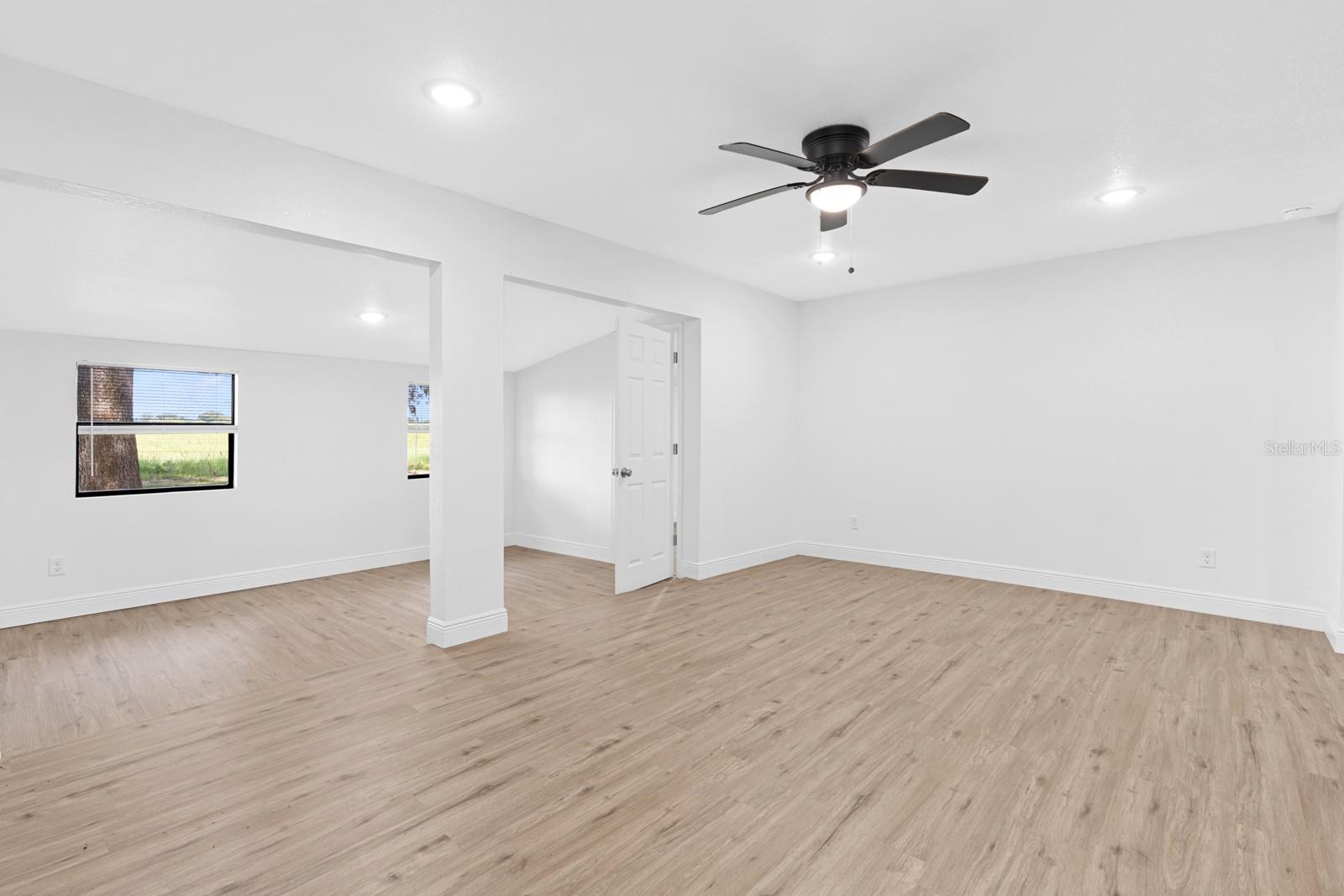 12616 THONOTOSASSA RD — photo 8