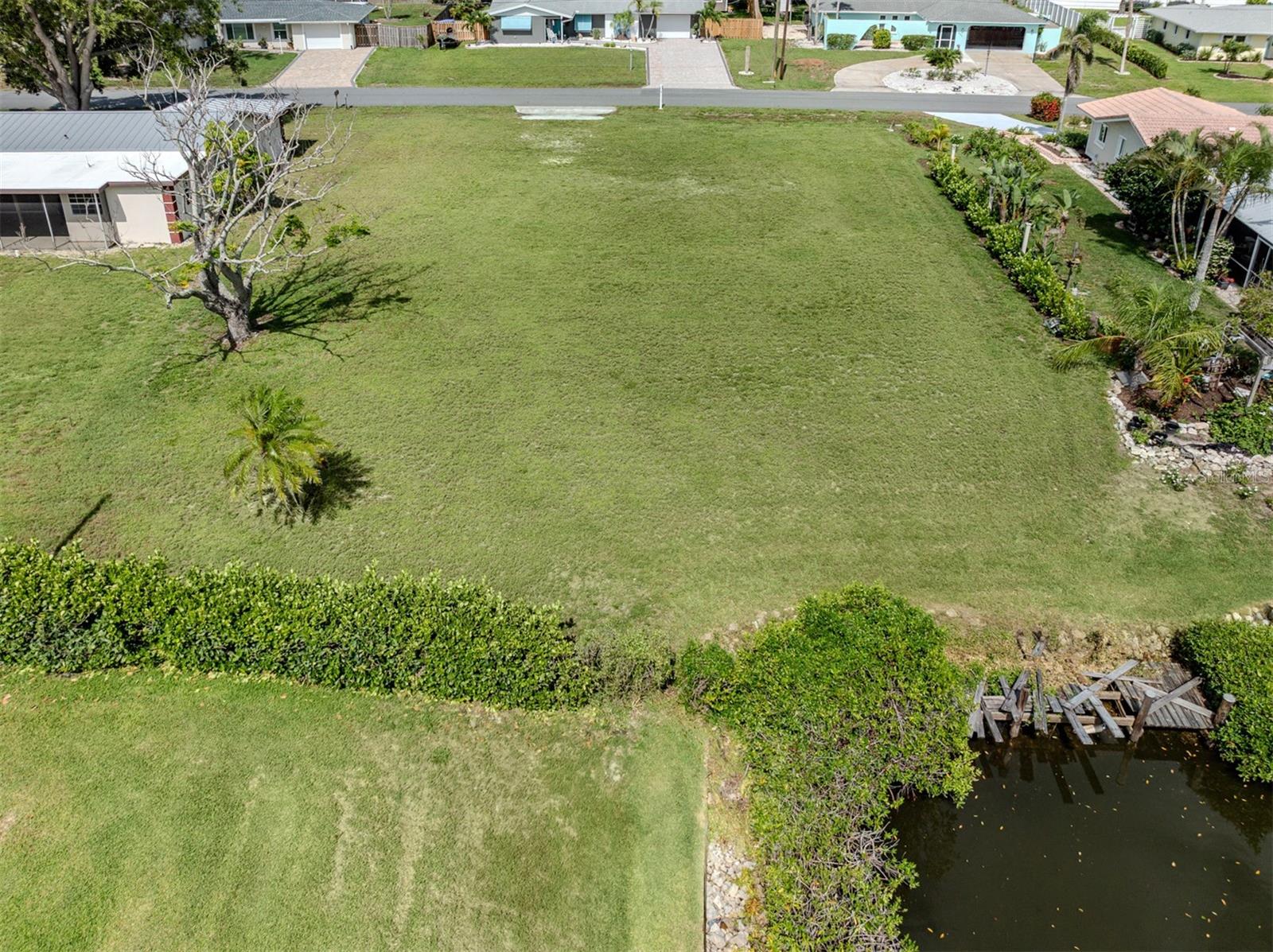 458 N SHORE DR — photo 3