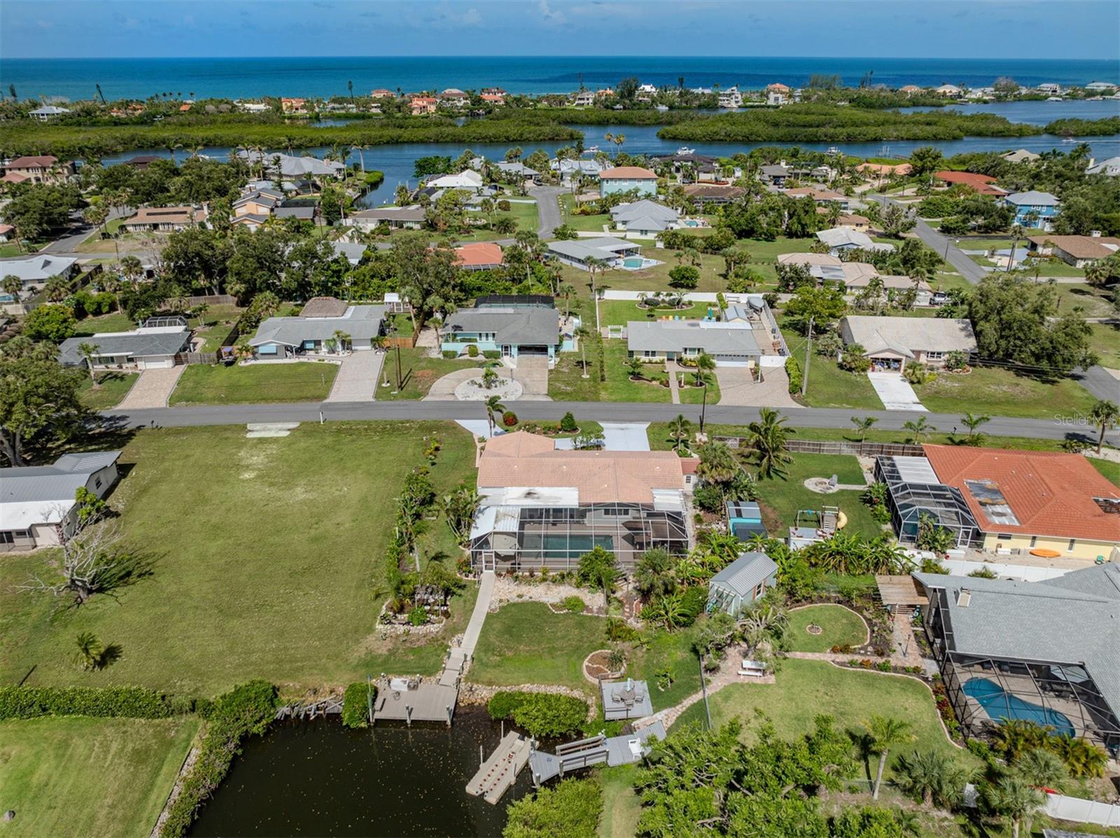 458 N SHORE DR — photo 4