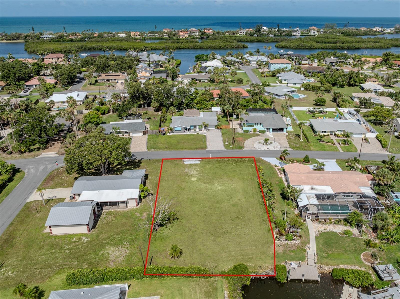 458 N SHORE DR — photo 7
