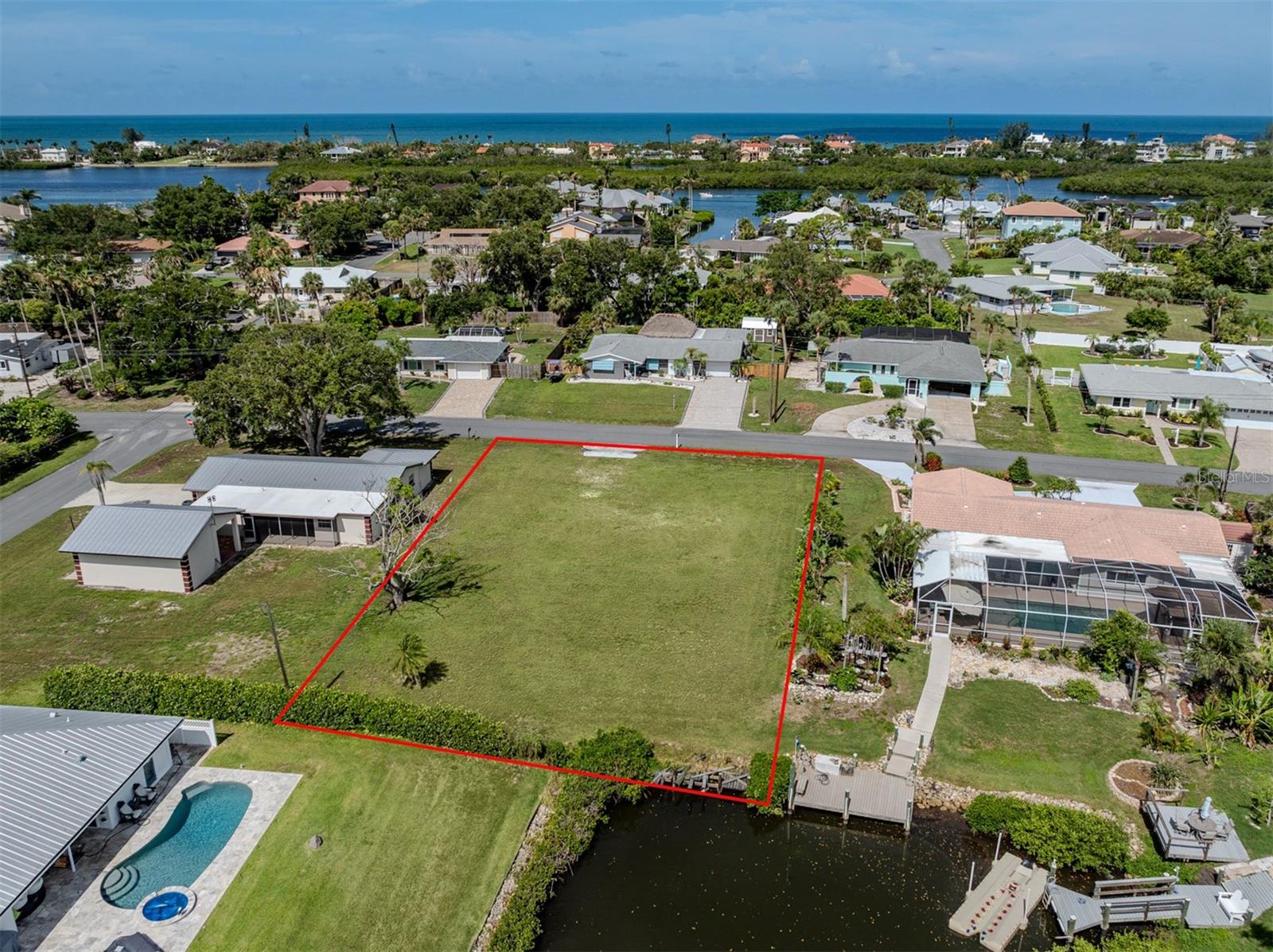 458 N SHORE DR — photo 9