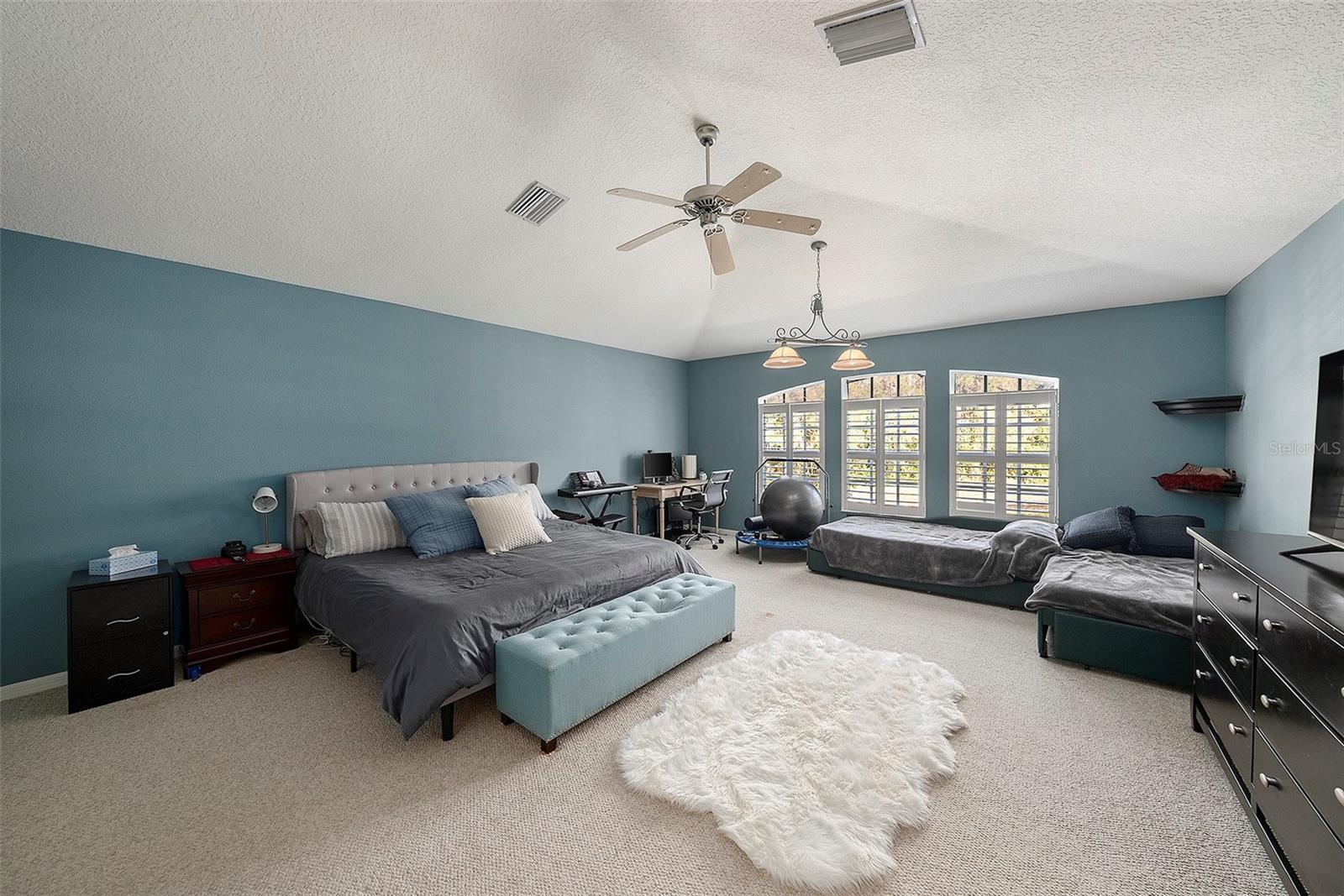 8507 PORTAGE AVE — photo 30
