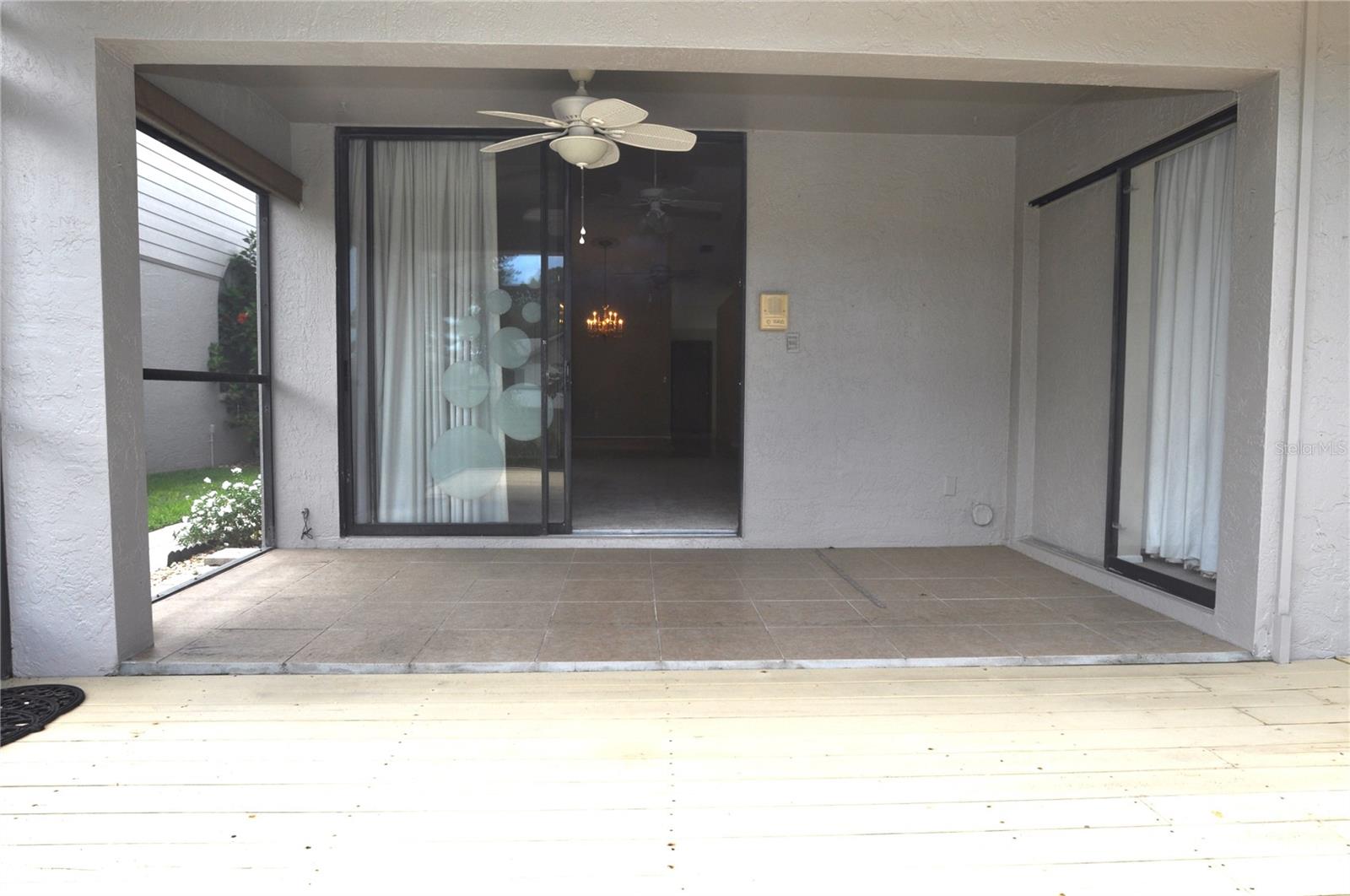5565 SALEM SQUARE DR N — photo 30