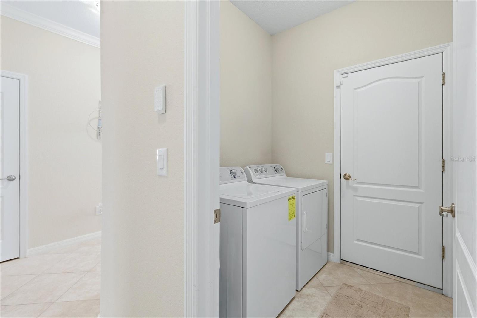 11702 ANHINGA AVE — photo 42