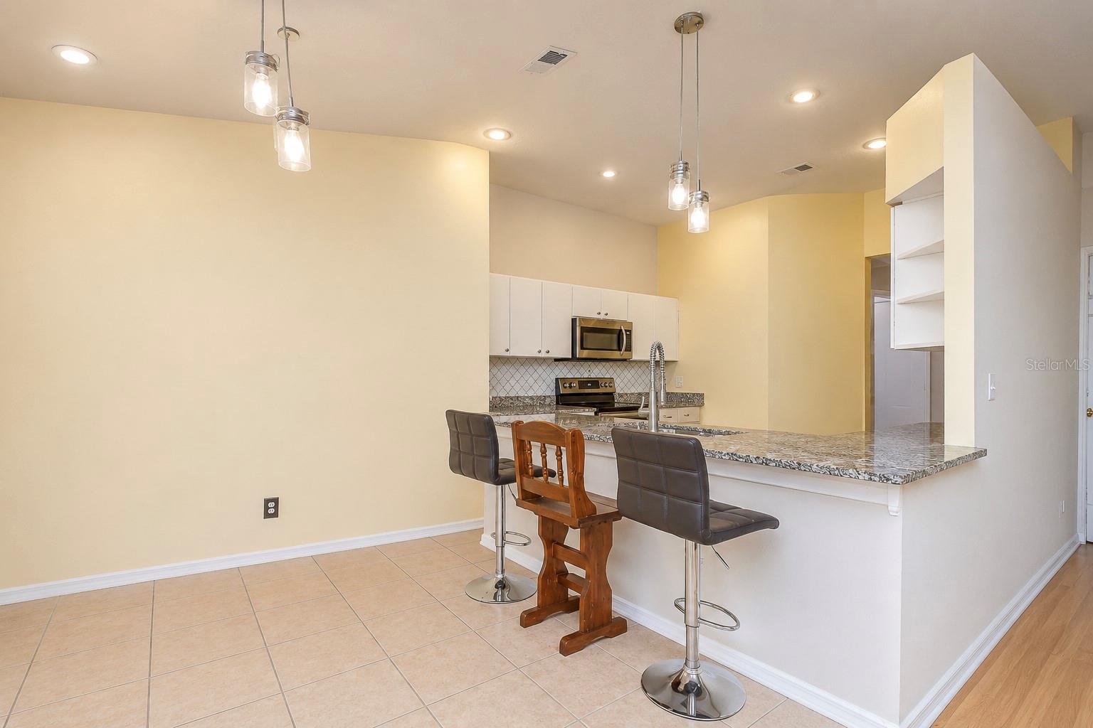 4822 PORTOBELLO CIR — photo 9