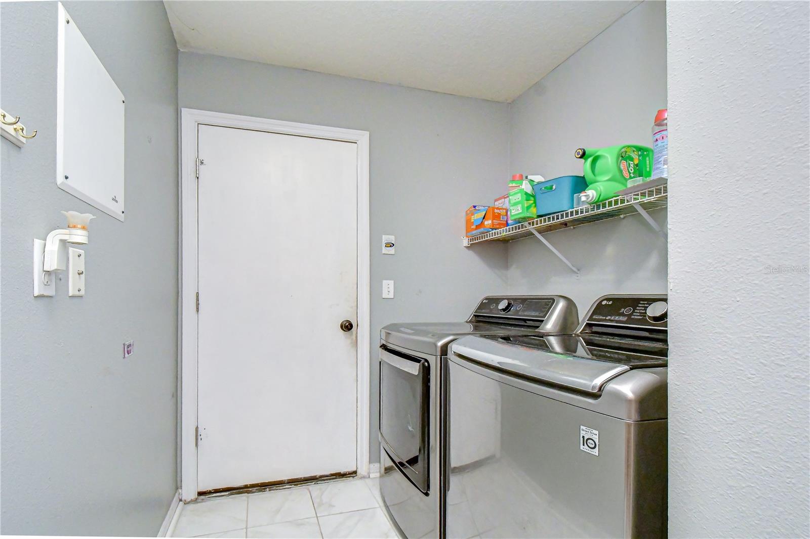 4822 PORTOBELLO CIR — photo 23