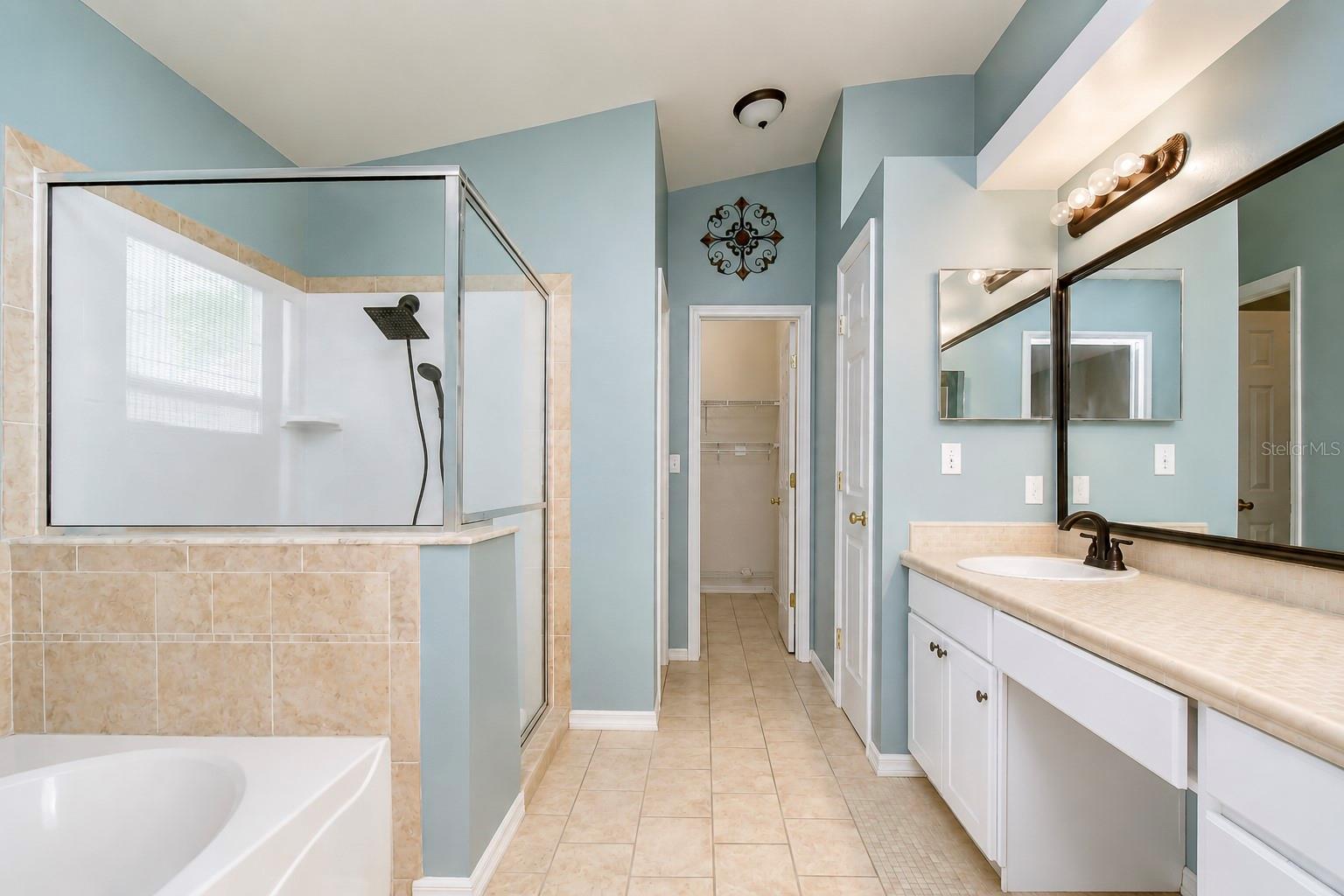 4822 PORTOBELLO CIR — photo 14