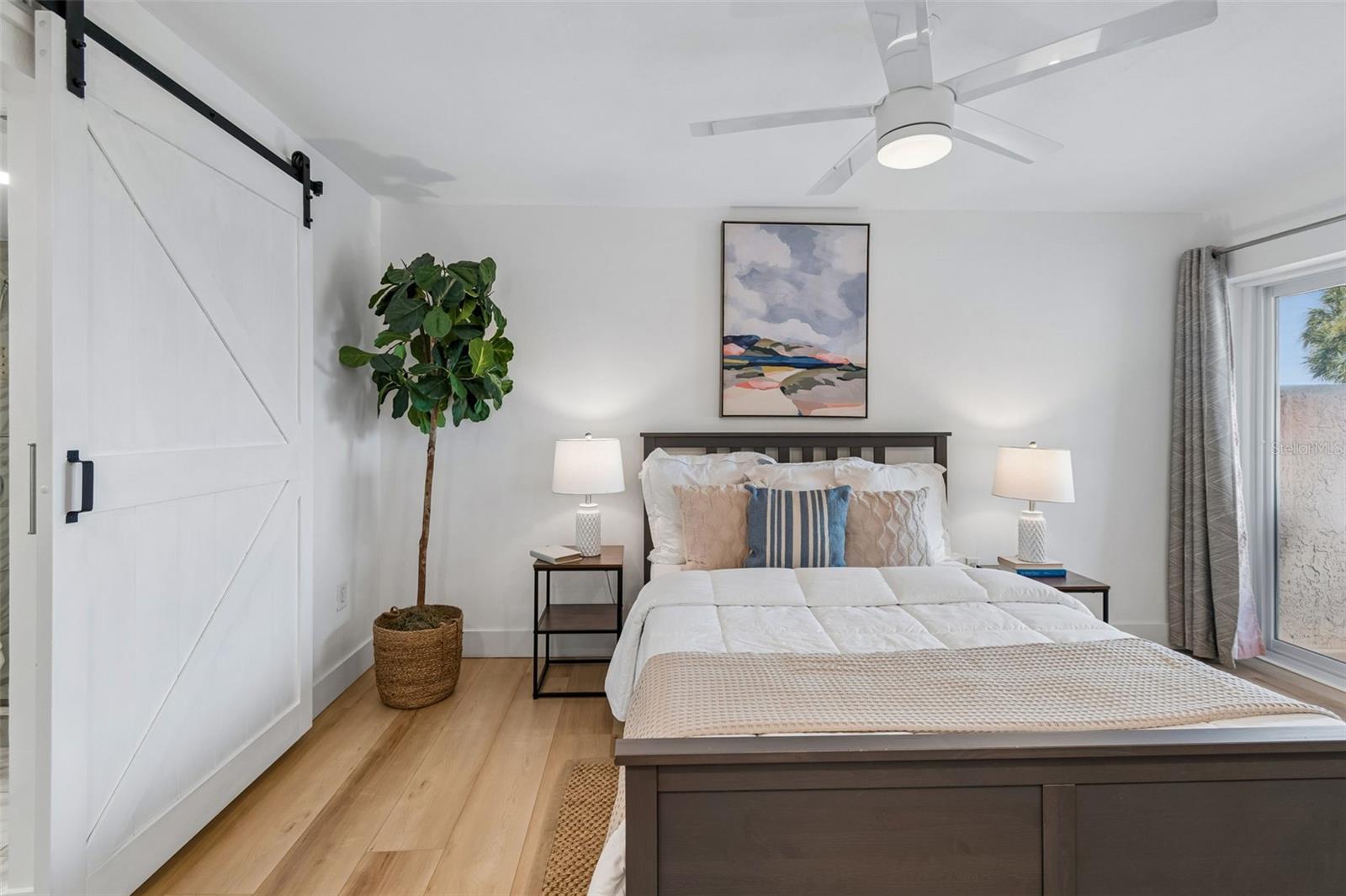 7430 SUNSHINE SKYWAY LN S #201 — photo 31