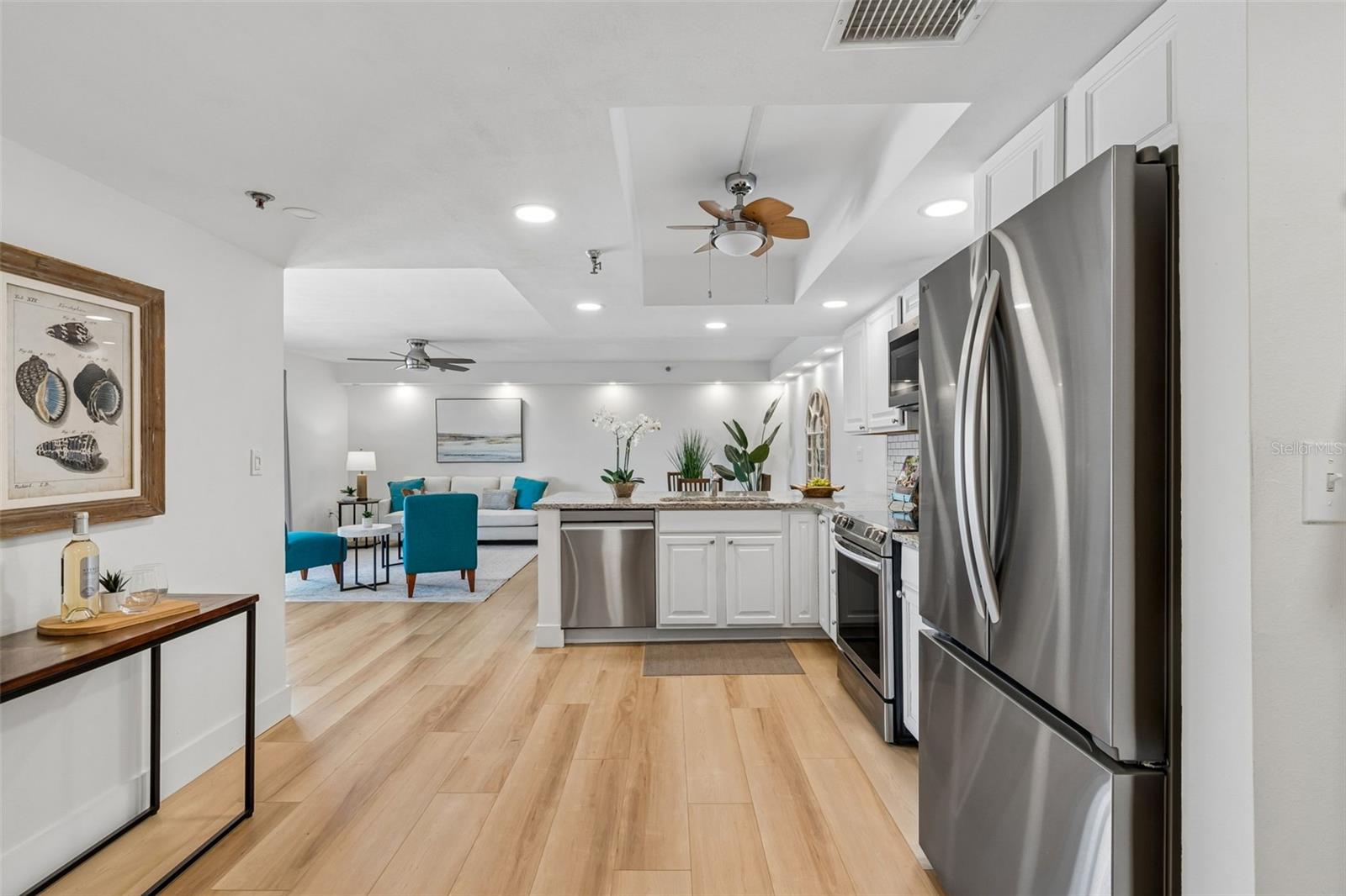 7430 SUNSHINE SKYWAY LN S #201 — photo 10