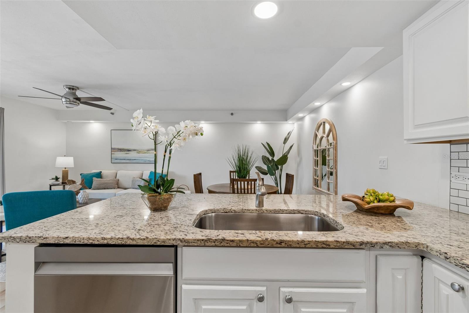 7430 SUNSHINE SKYWAY LN S #201 — photo 13