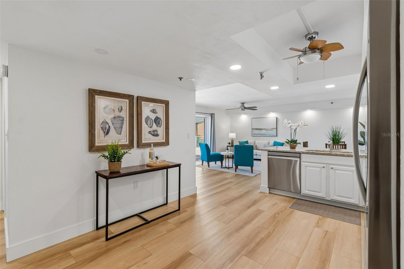 7430 SUNSHINE SKYWAY LN S #201 — photo 11