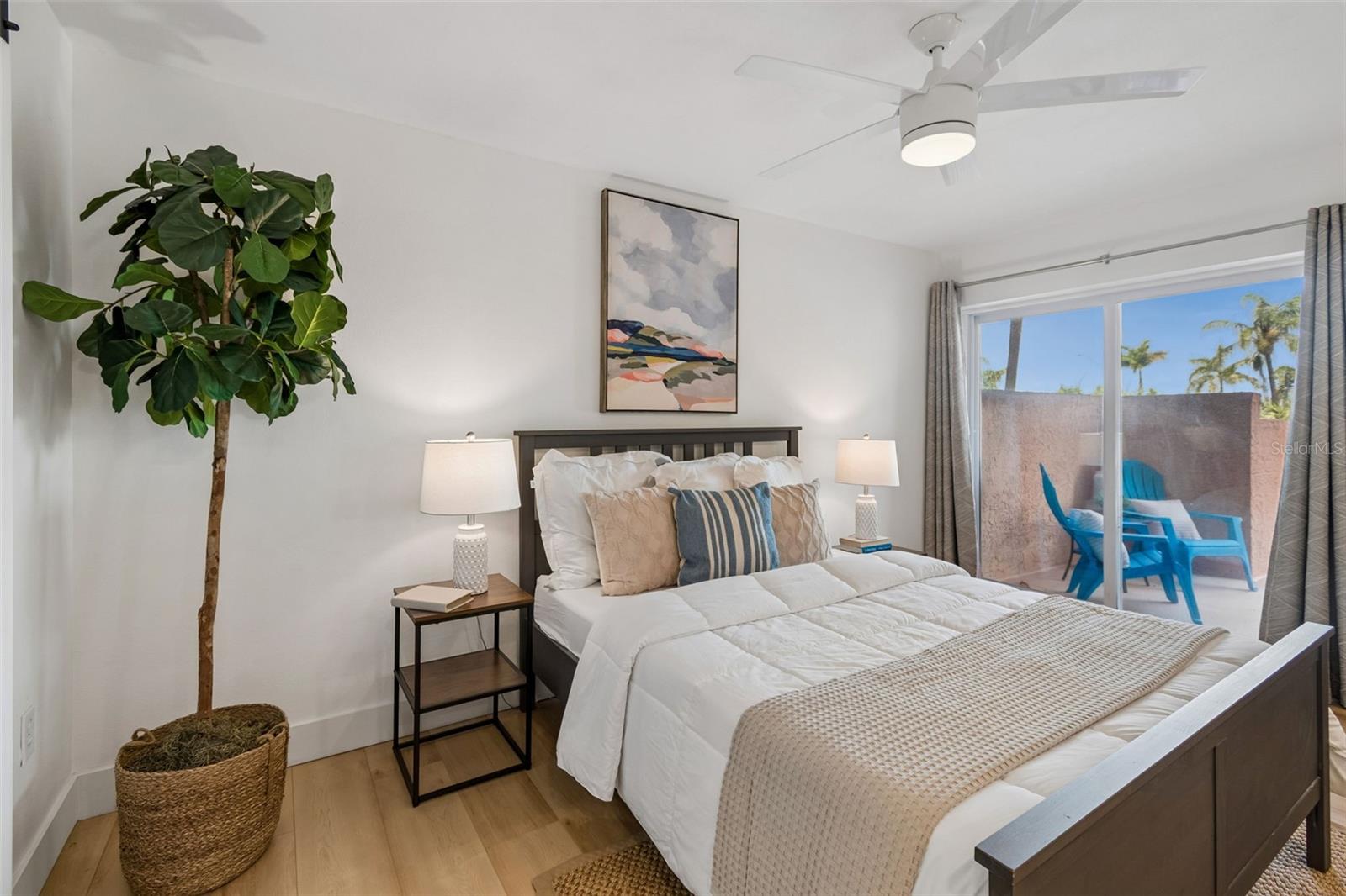 7430 SUNSHINE SKYWAY LN S #201 — photo 32